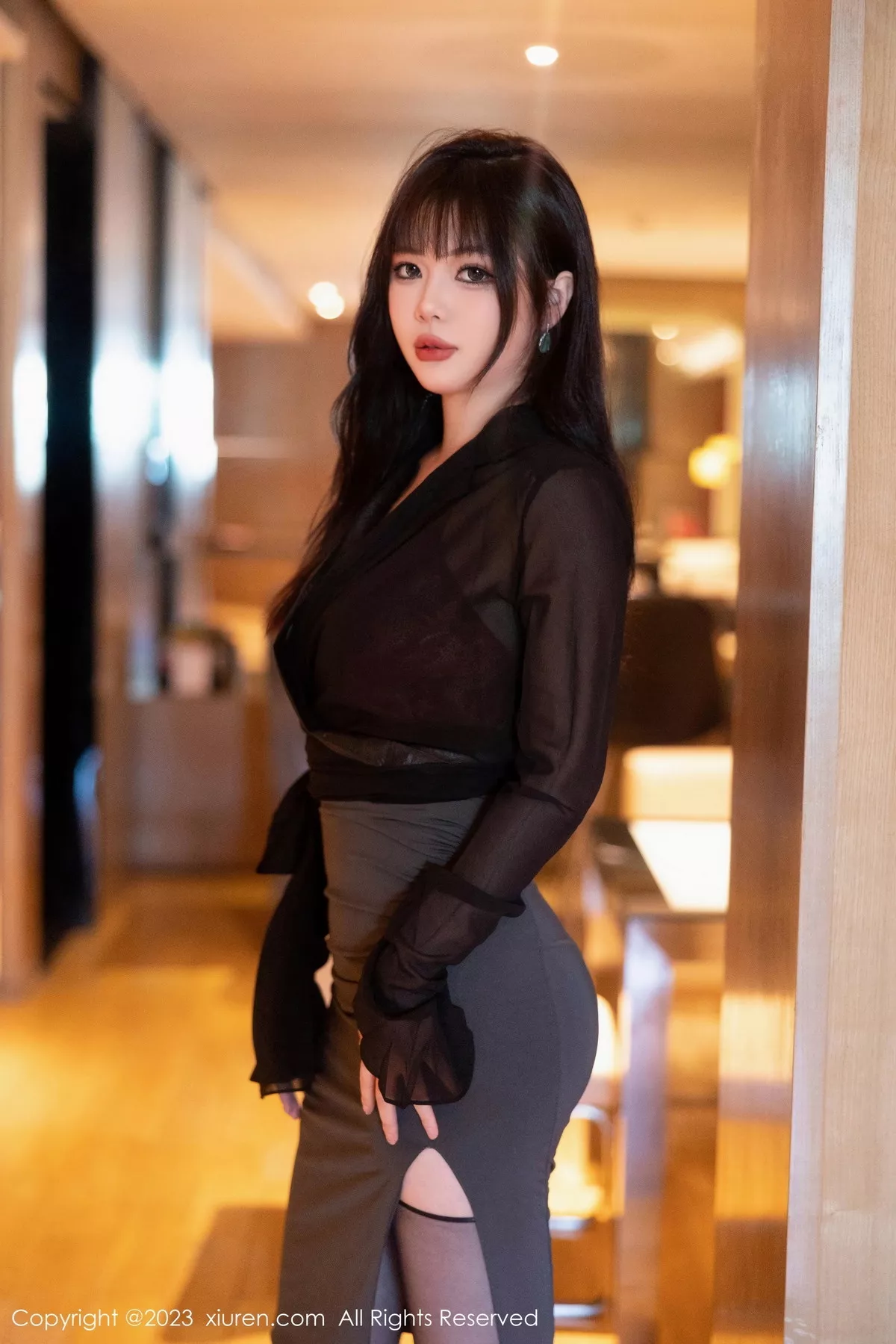 秀人集.com_[XiuRen秀人网]No.7523_模特Arude薇薇性感红色蕾丝情趣内衣配黑丝吊袜极致魅惑写真83P