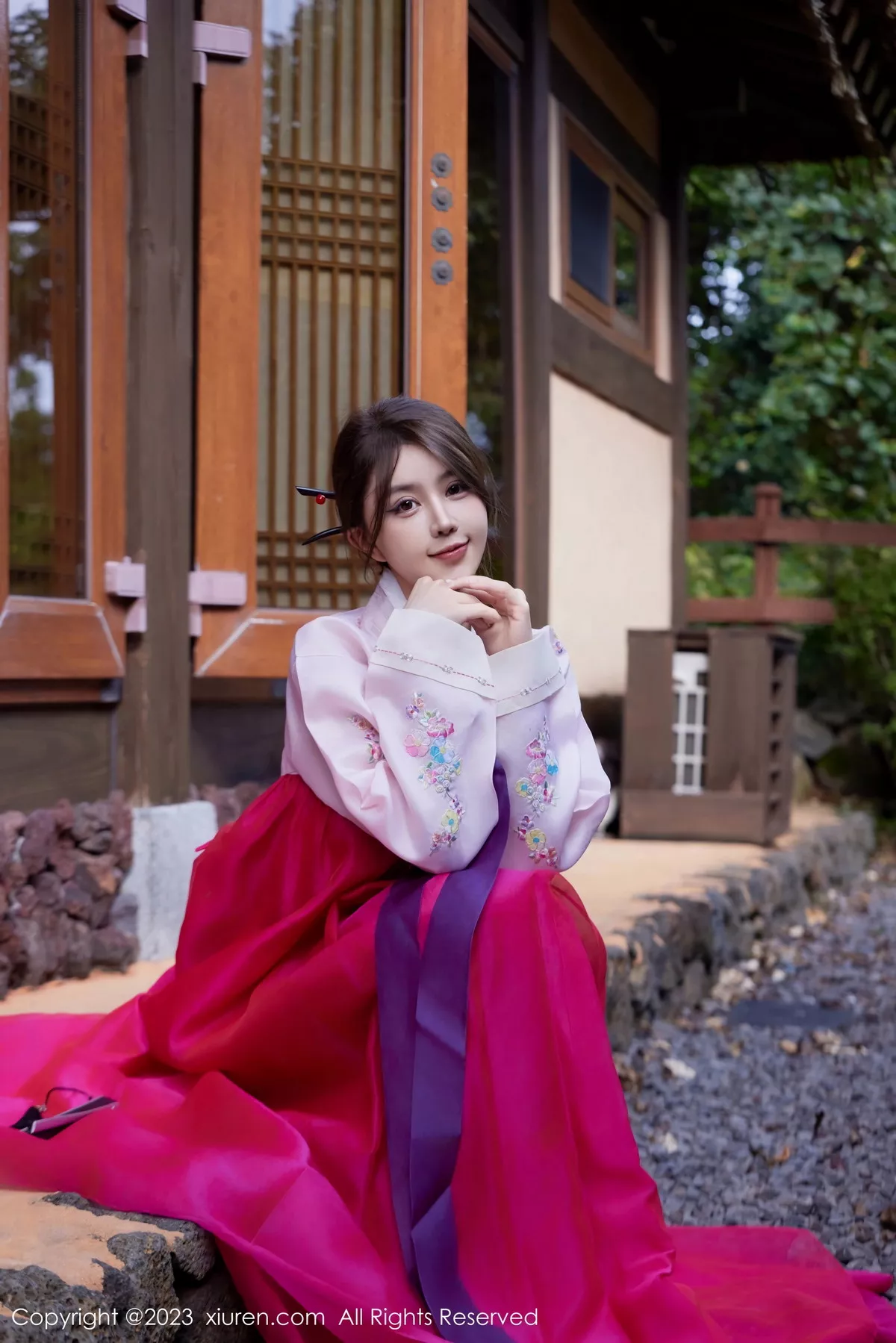 秀人集.com_[XiuRen秀人网]No.7522_模特tina_甜仔性感红色大长今服饰半脱秀凹凸身材惹火诱惑写真58P