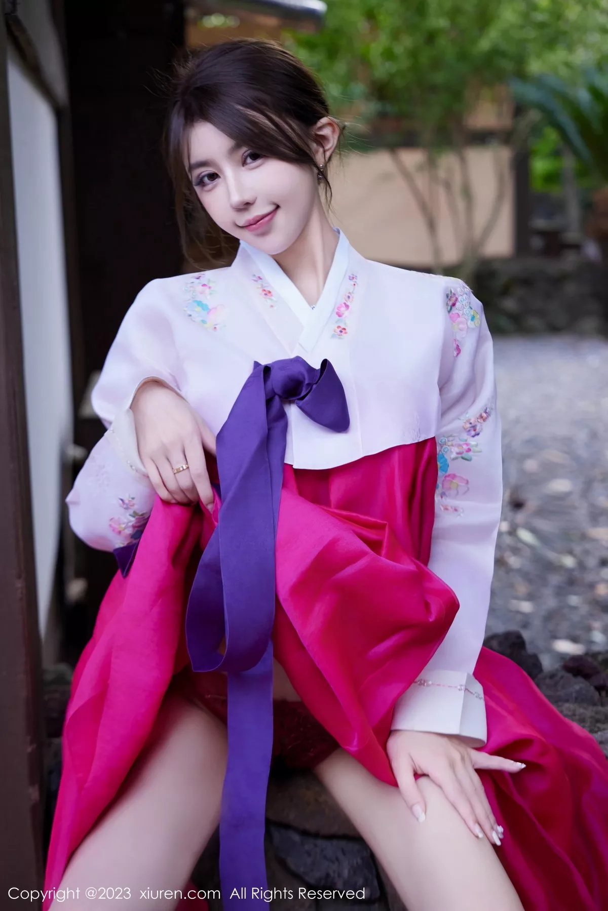 秀人集.com_[XiuRen秀人网]No.7522_模特tina_甜仔性感红色大长今服饰半脱秀凹凸身材惹火诱惑写真58P