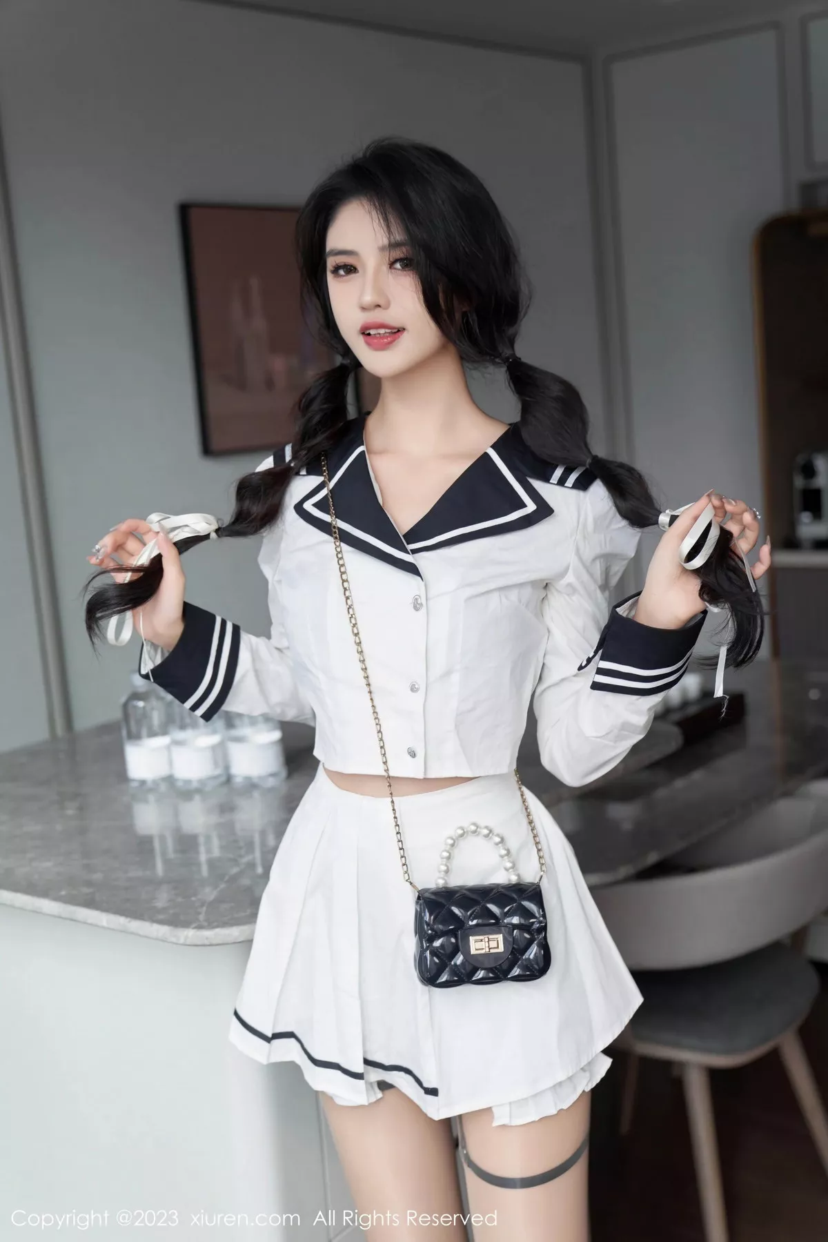 秀人集.com_[XiuRen秀人网]No.7526_模特浅浅Danny性感紫色蕾丝内衣配原色丝袜秀曼妙身姿诱惑写真92P