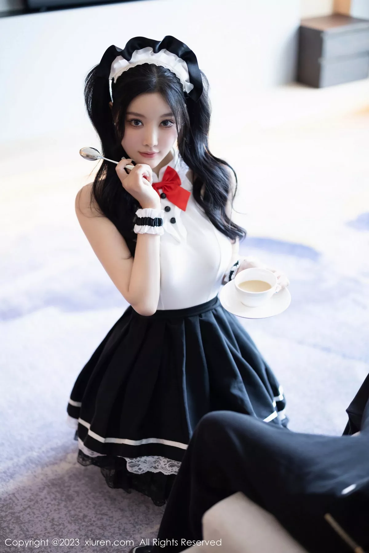 秀人集.com_[XiuRen秀人网]No.7590_女神杨晨晨Yome性感白色蕾丝内衣配白丝袜秀丰满身材诱惑写真92P