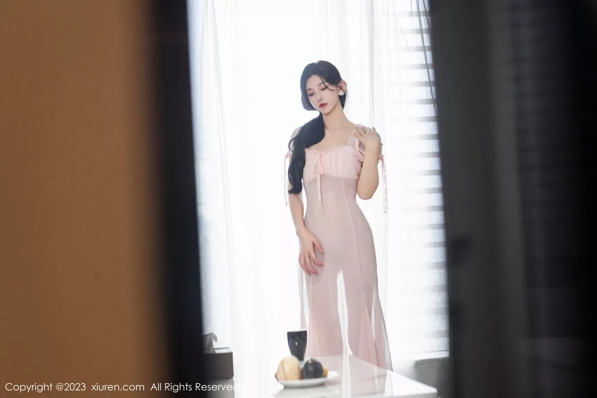 秀人集.com_[XiuRen秀人网]No.7615_女神周于希Sally私房性感粉色薄纱长裙透视秀惹火身材诱惑写真120P