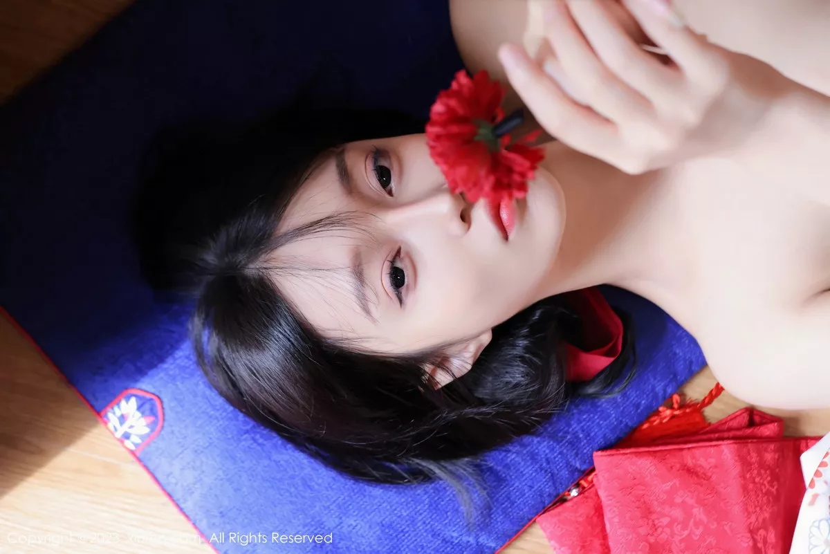 秀人集.com_[XiuRen秀人网]No.7610_模特玥儿玥er性感白色日式和服配开档肉丝秀完美身材诱惑写真60P