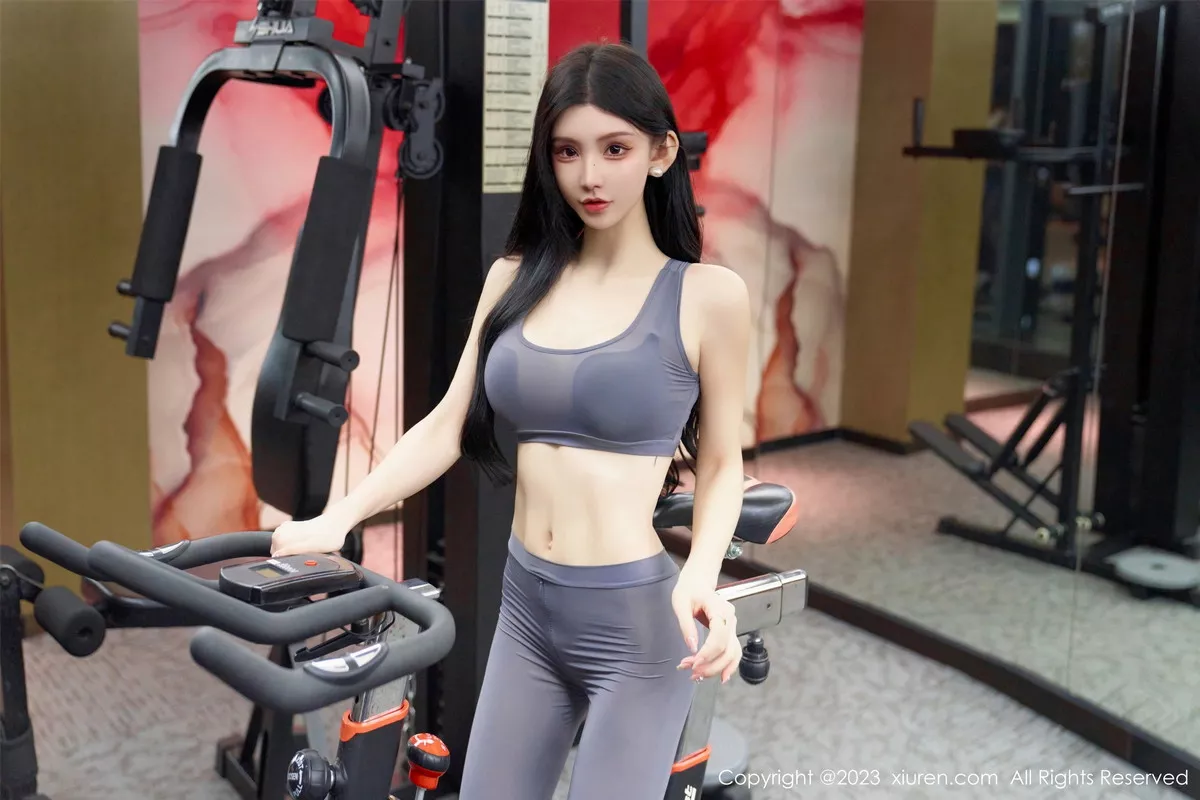 秀人集.com_[XiuRen秀人网]No.7651_女神周于希Sally酒店场景性感灰色健身服紧身秀完美身材诱惑写真91P