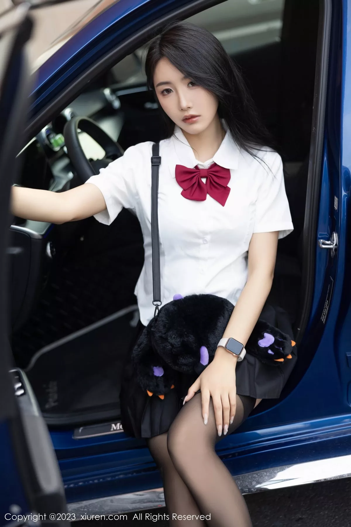 秀人集.com_[XiuRen秀人网]No.7653_模特苏苏阿性感白T配黑短裙露黑色吊带秀曼妙身姿迷人诱惑写真87P