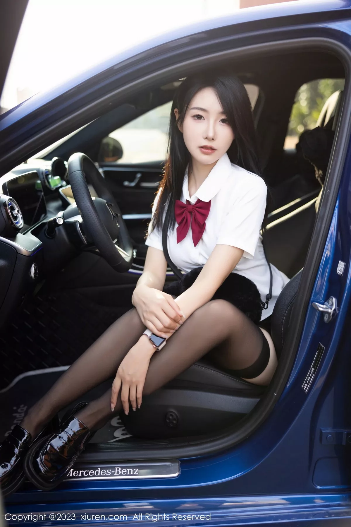 秀人集.com_[XiuRen秀人网]No.7653_模特苏苏阿性感白T配黑短裙露黑色吊带秀曼妙身姿迷人诱惑写真87P