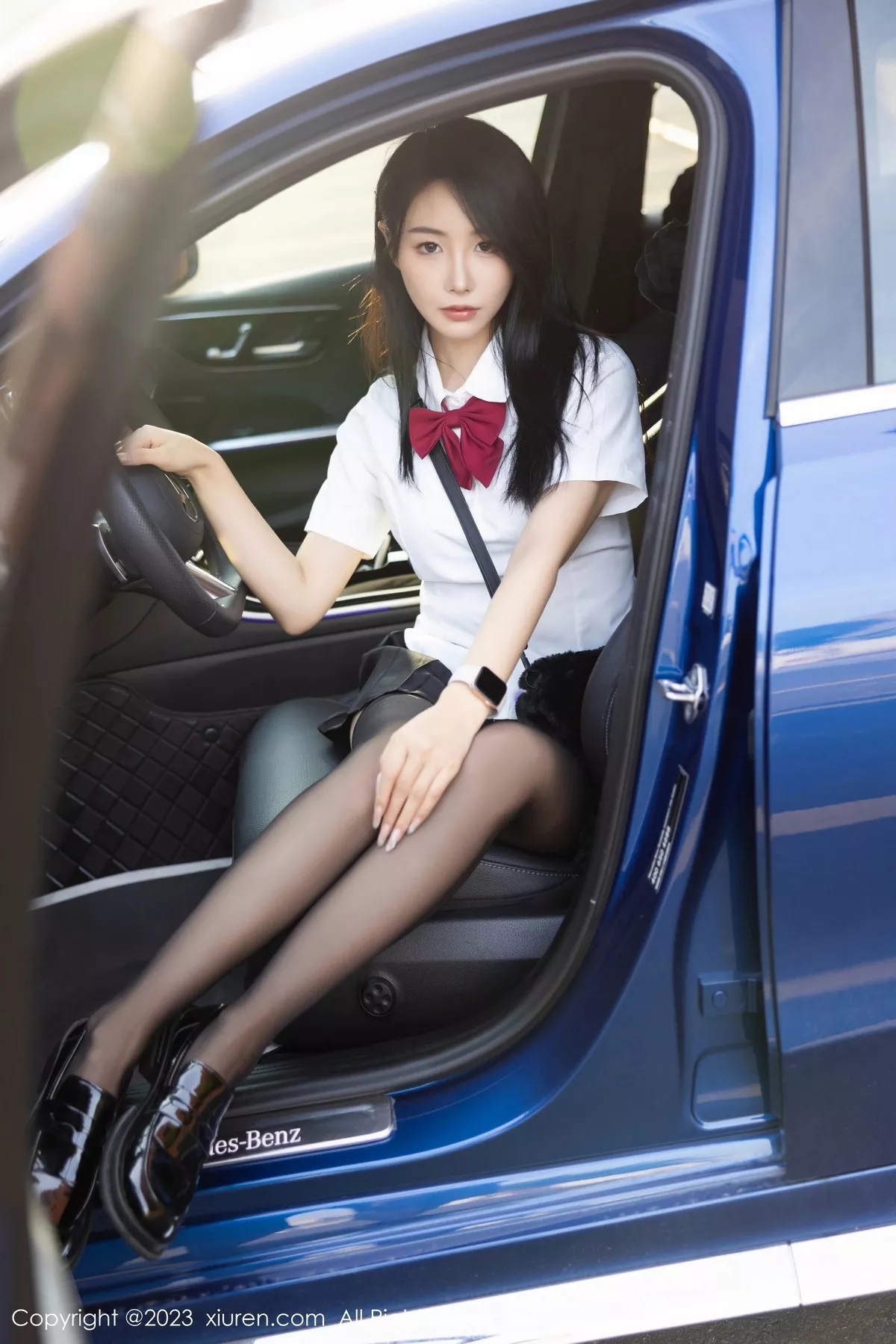 秀人集.com_[XiuRen秀人网]No.7653_模特苏苏阿性感白T配黑短裙露黑色吊带秀曼妙身姿迷人诱惑写真87P