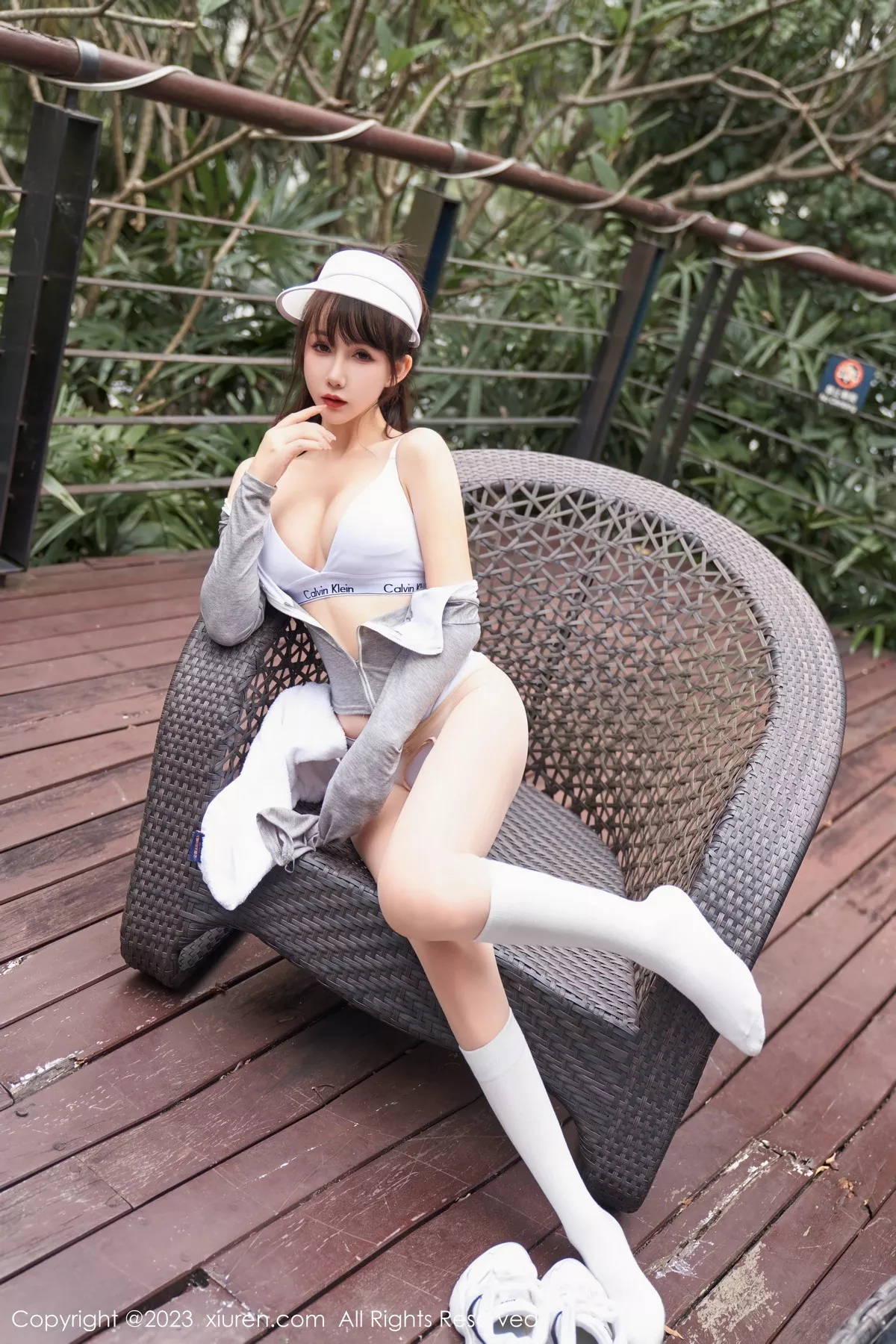 秀人集.com_[XiuRen秀人网]No.7657_模特波巧酱性感灰色运动套装露白色内衣秀凹凸身材完美诱惑写真84P