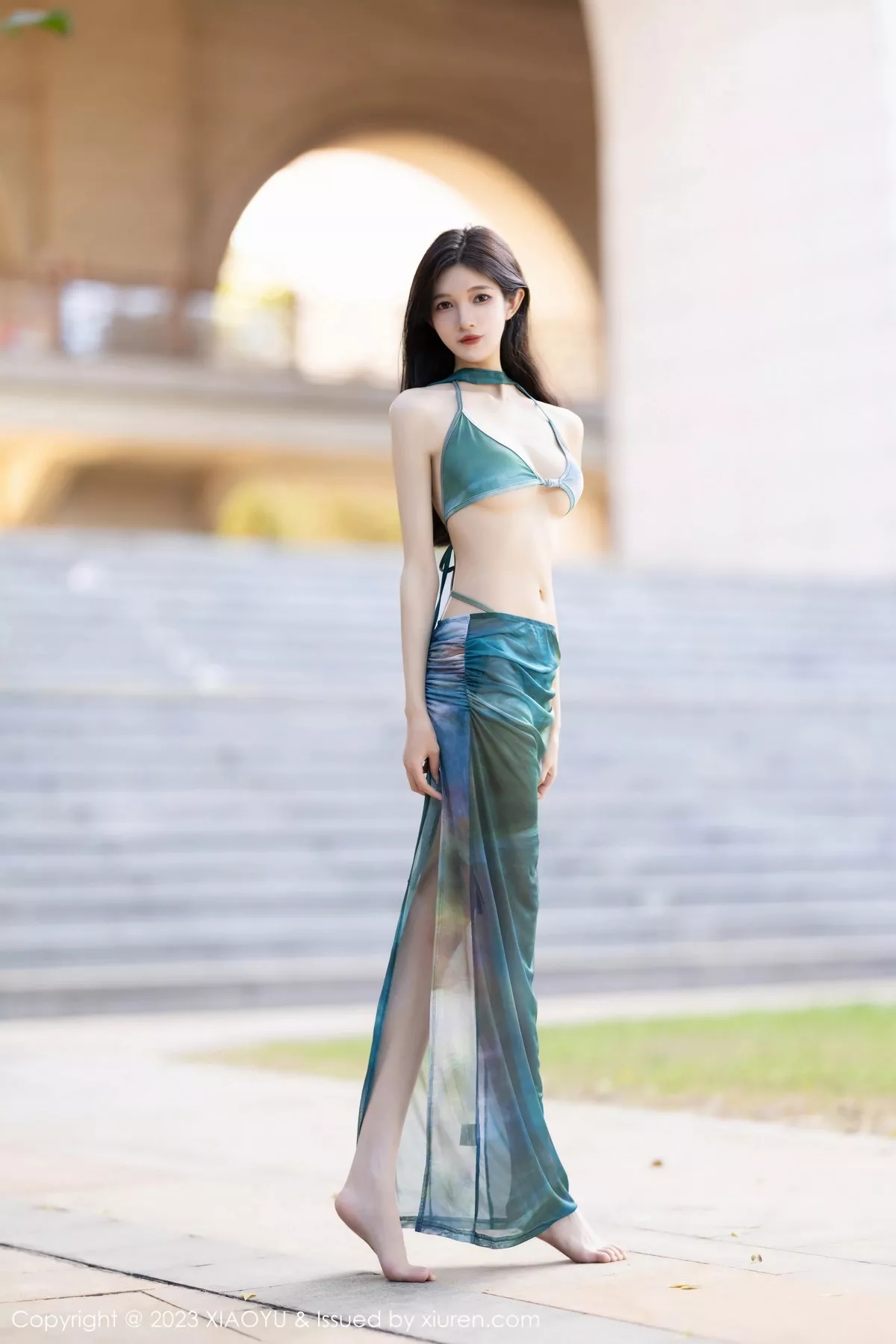 秀人集.com_[XiaoYu画语界]Vol.1146_模特程程程性感墨绿色比基尼+红色开胸服饰秀曼妙身姿诱惑写真86P