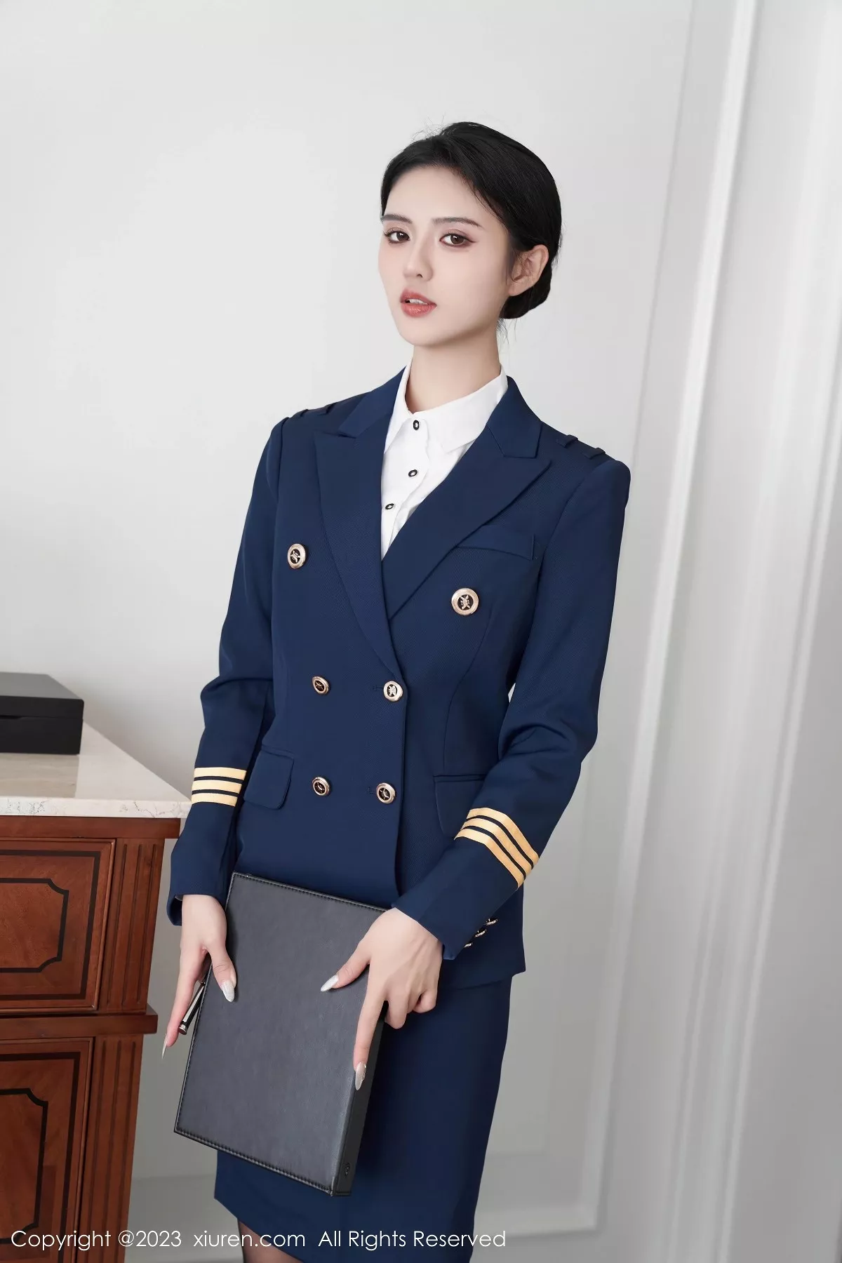 秀人集.com_[XiuRen秀人网]No.7737_模特浅浅Danny秘书角色装扮脱Ol制服露红色蕾丝内衣诱惑写真76P