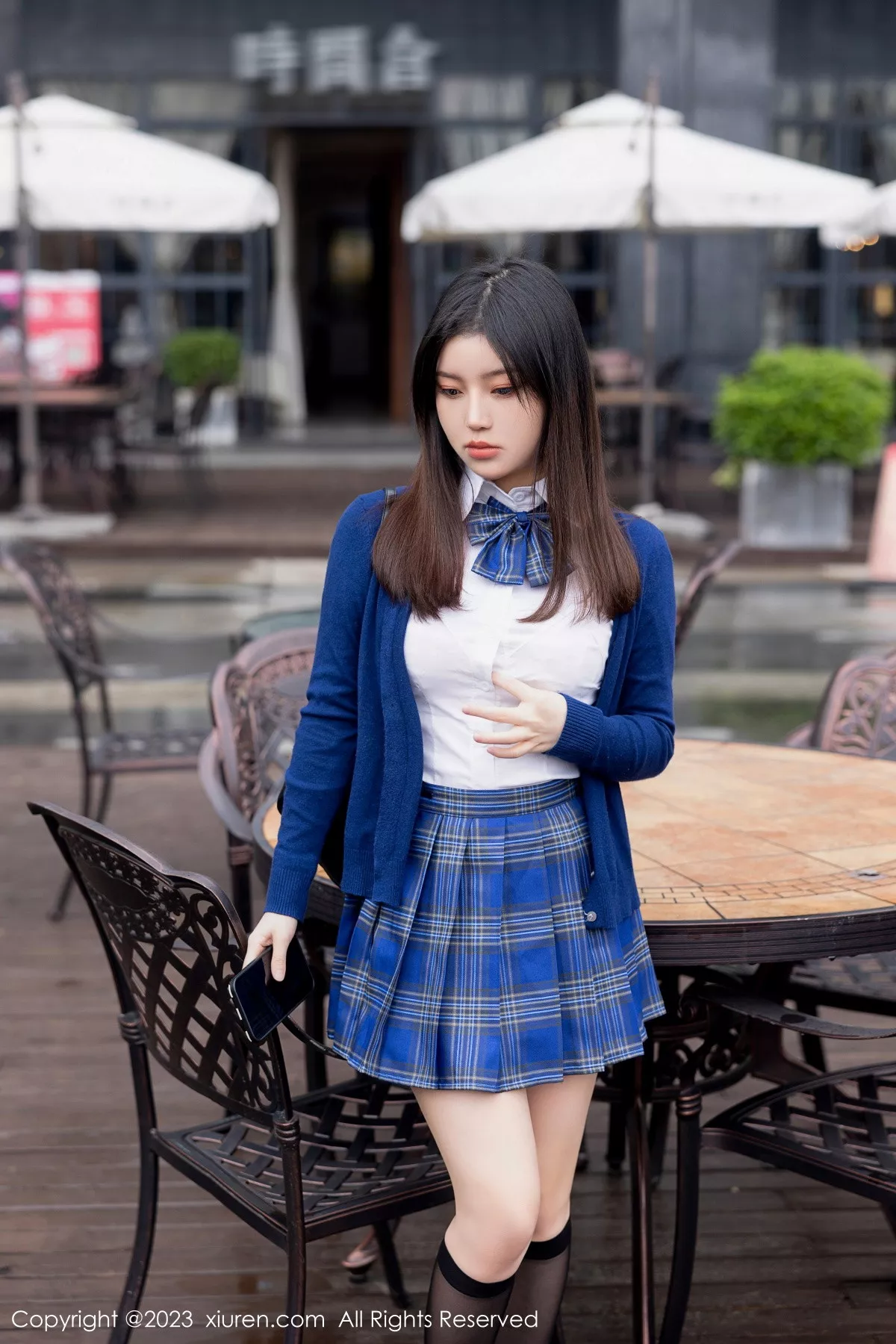 秀人集.com_[XiuRen秀人网]No.7754_模特豆瓣酱性感蓝色上衣配蓝色格子短裙露白色蕾丝内衣诱惑写真92P