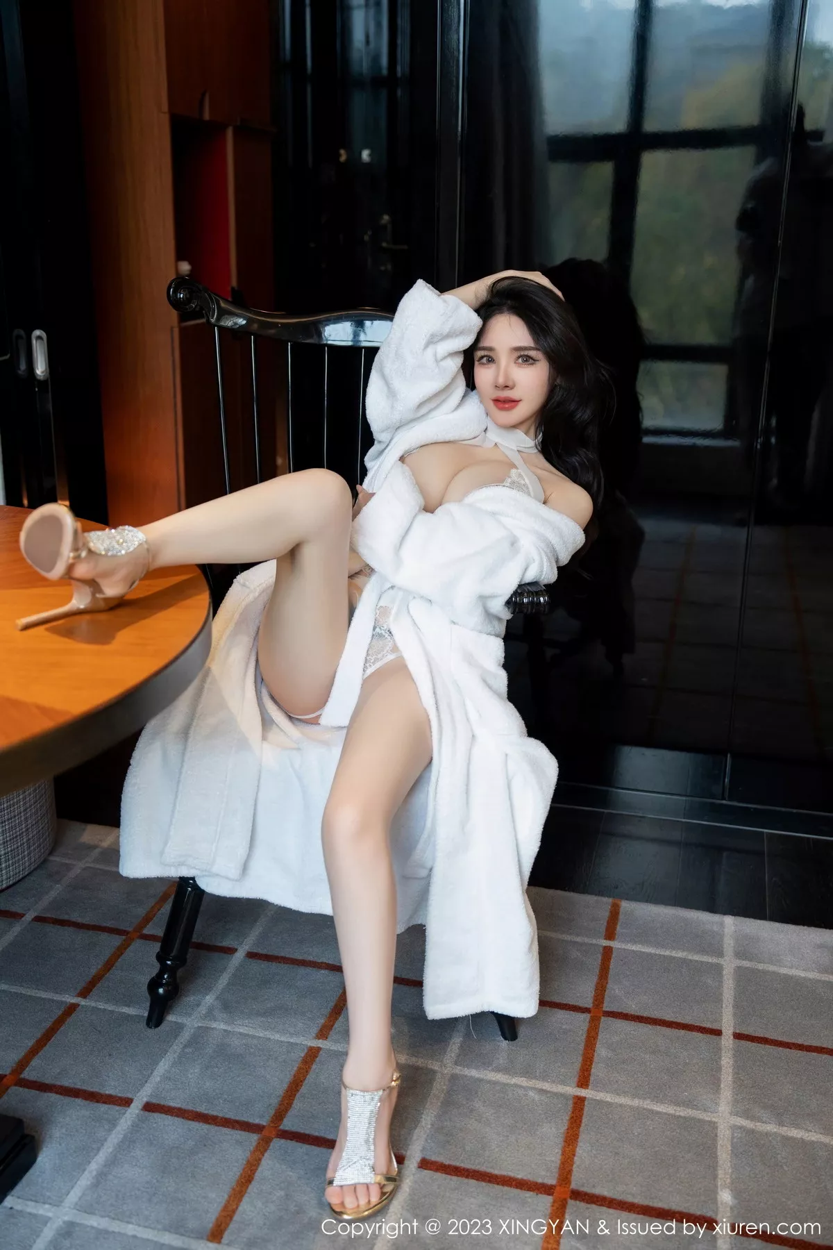 秀人集.com_[XINGYAN星颜社]VOL.220_模特潘娇娇性感白色浴袍露白色蕾丝情趣内衣秀豪乳极致诱惑写真76P