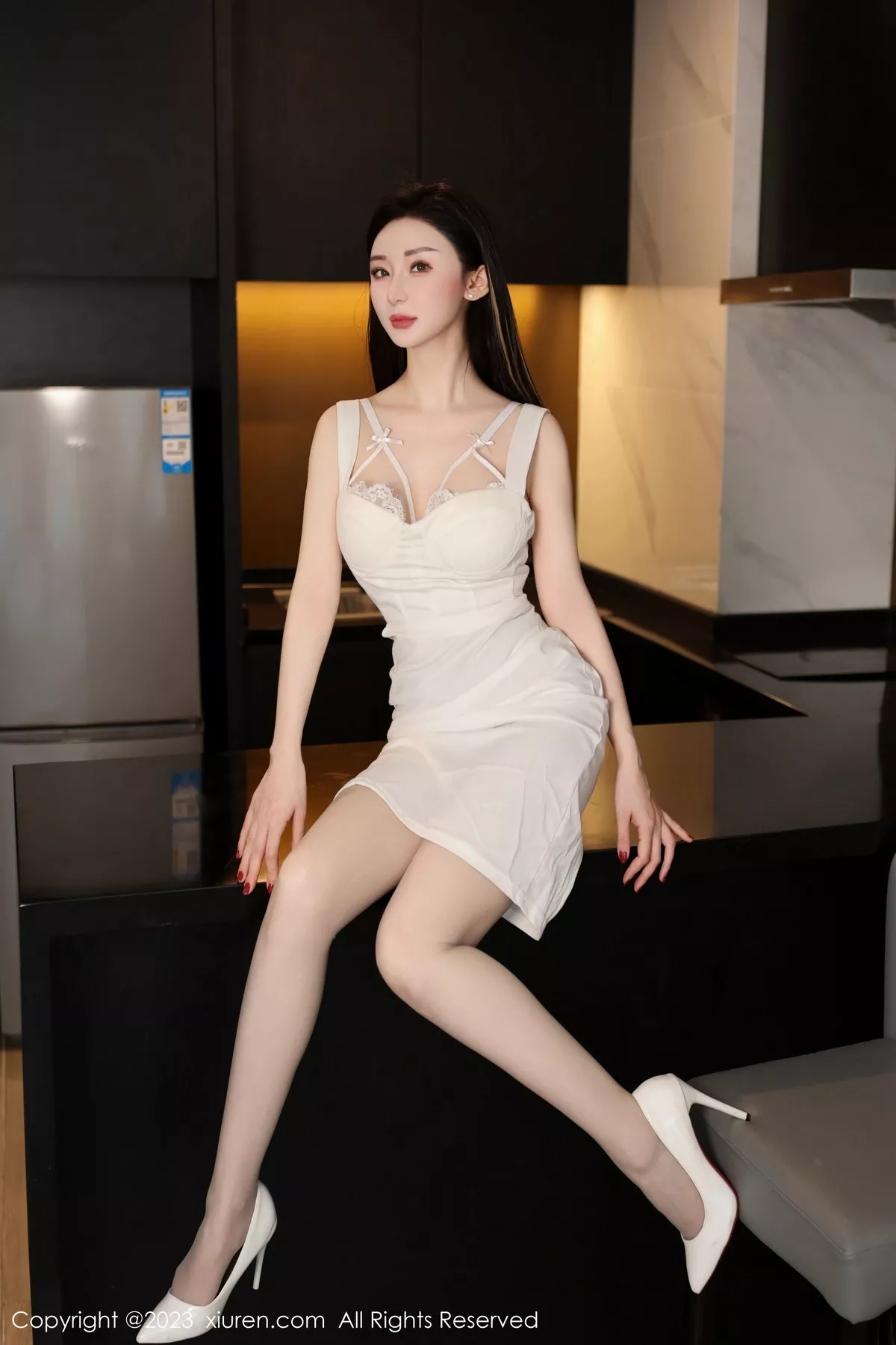 秀人集.com_[XiuRen秀人网]No.7756_模特田兮白性感白色连衣短裙露白色蕾丝内衣秀丰腴身姿诱惑写真83P