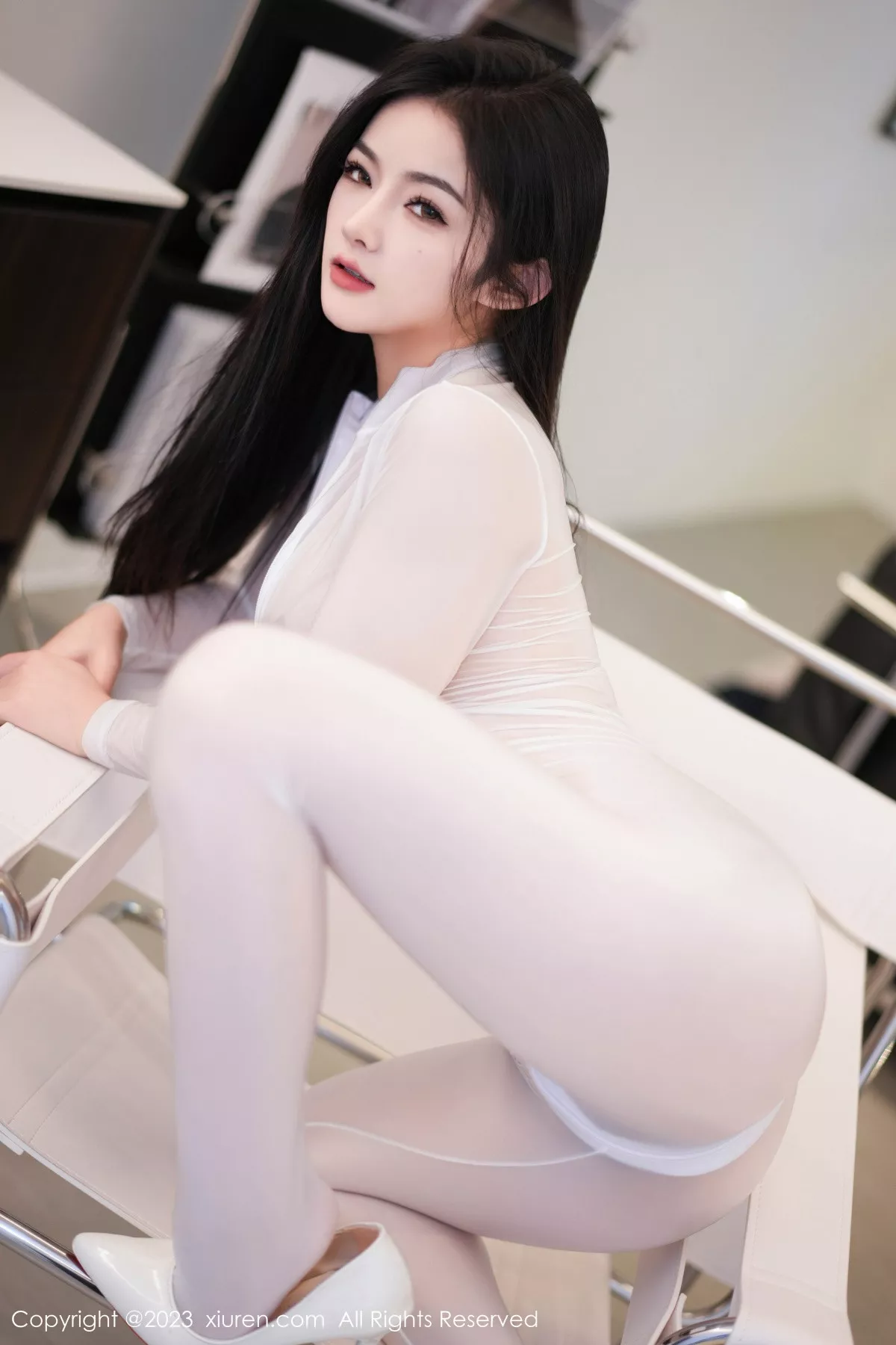 秀人集.com_[XiuRen秀人网]No.7785_模特谭小灵私房性感白色轻透连体衣秀丰腴有致身材惹火诱惑写真78P