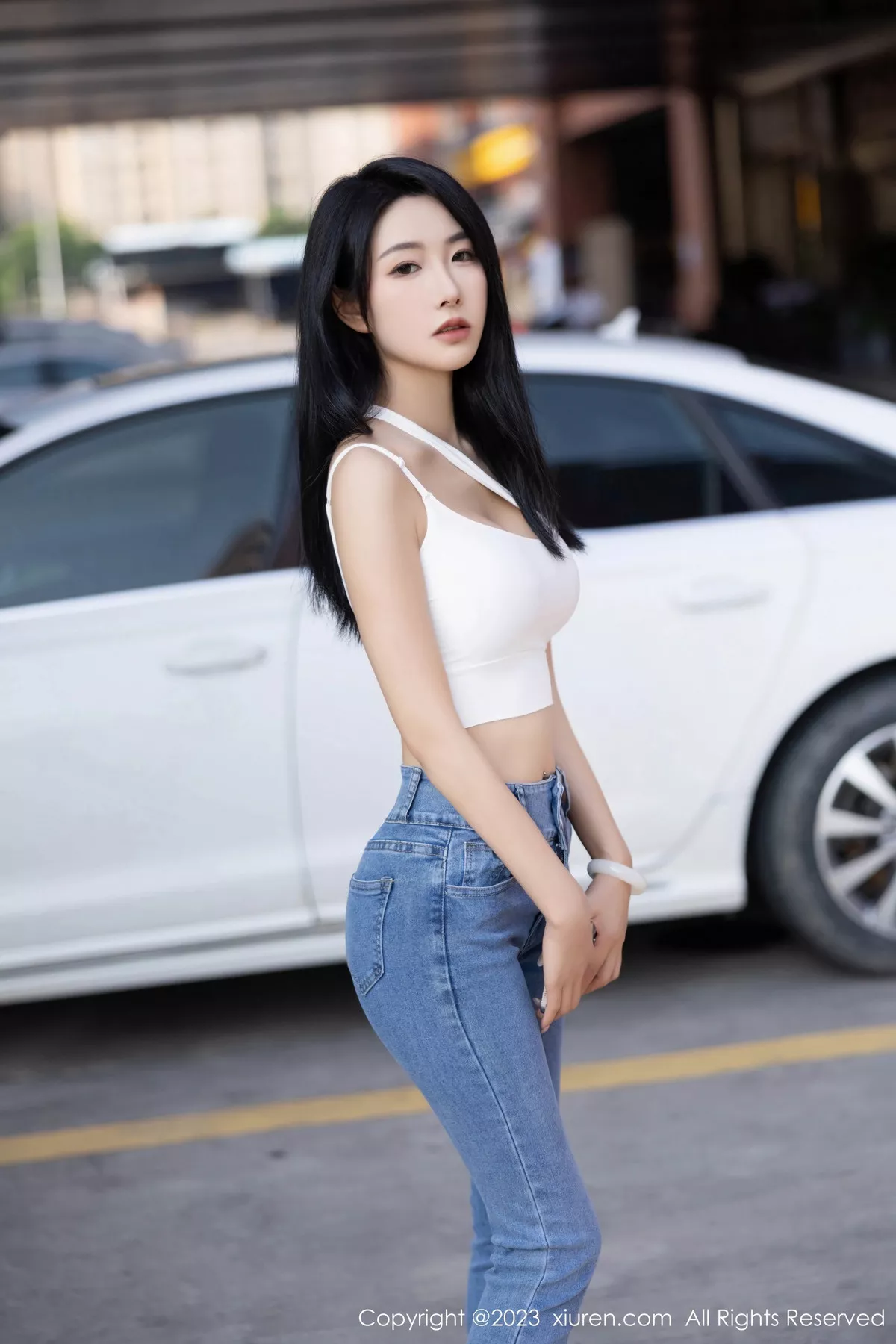 秀人集.com_[XiuRen秀人网]No.7781_女神苏苏阿性感白色上衣配简约牛仔裤秀曼妙绝美身姿诱惑写真95P