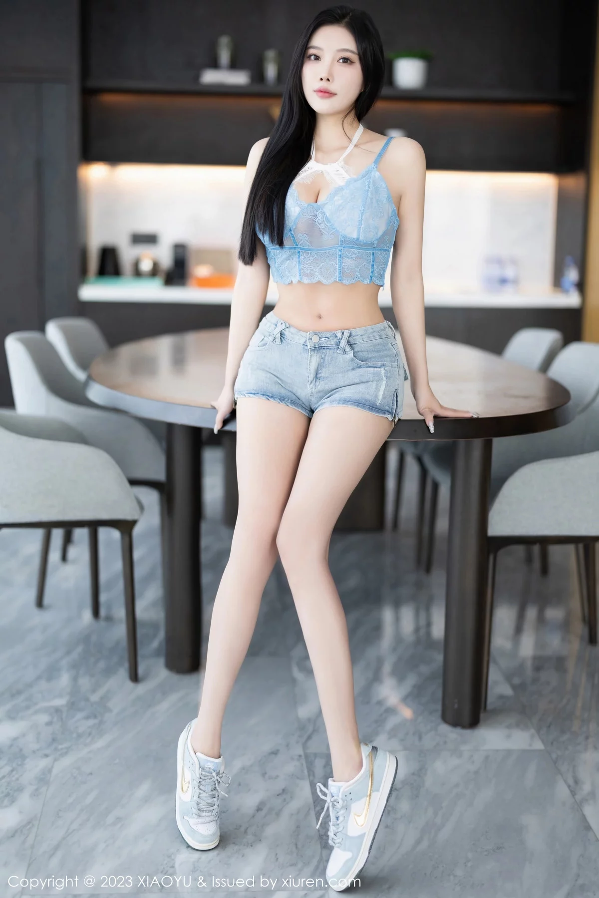 秀人集.com_[XiaoYu画语界]Vol.1165_女神杨晨晨Yome性感蓝色蕾丝服露白色内衣秀丰腴身材诱惑写真86P