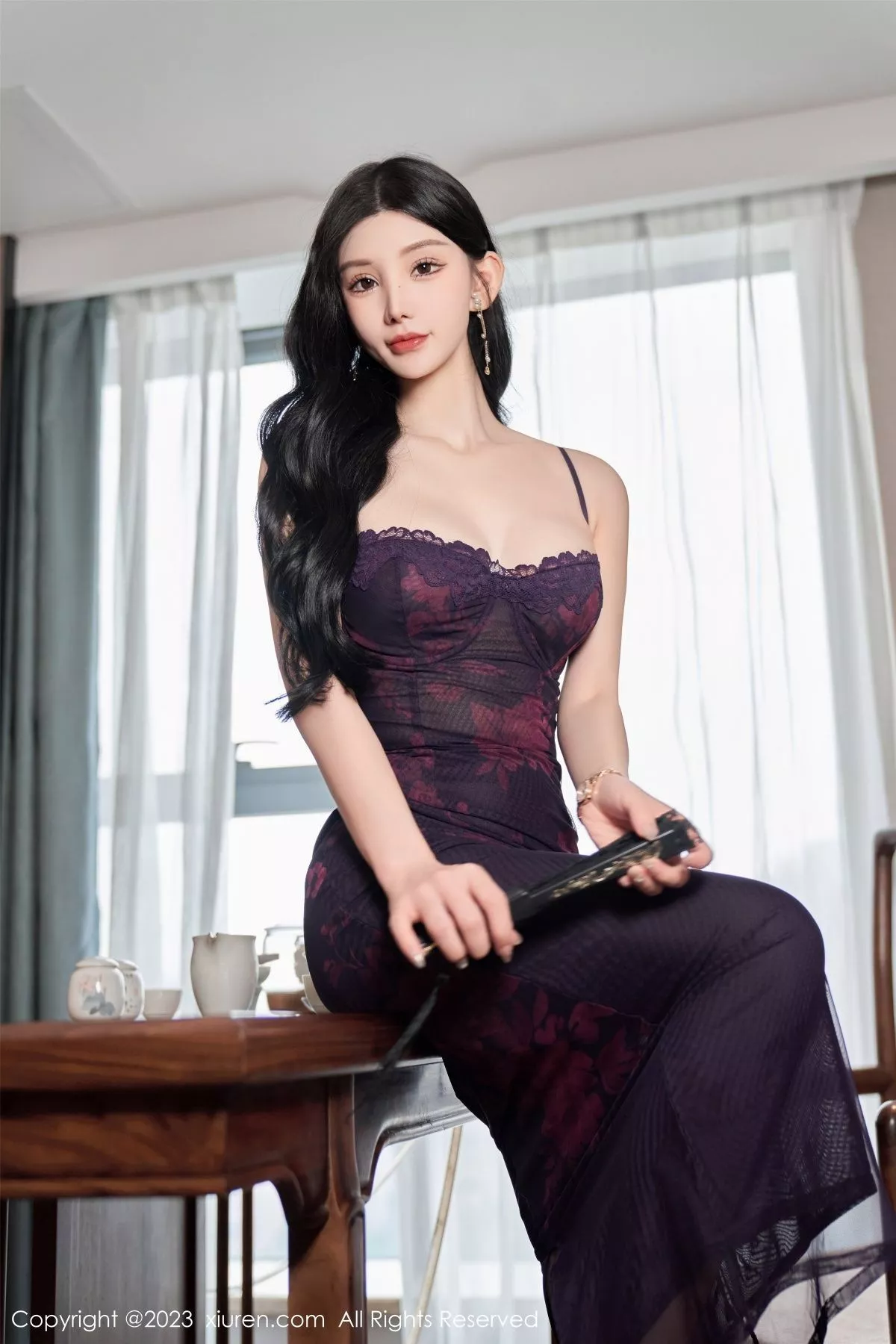 秀人集.com_[XiuRen秀人网]No.7719_女神周于希Sally性感暗红吊带长裙配超薄无内黑丝惹火诱惑写真91P