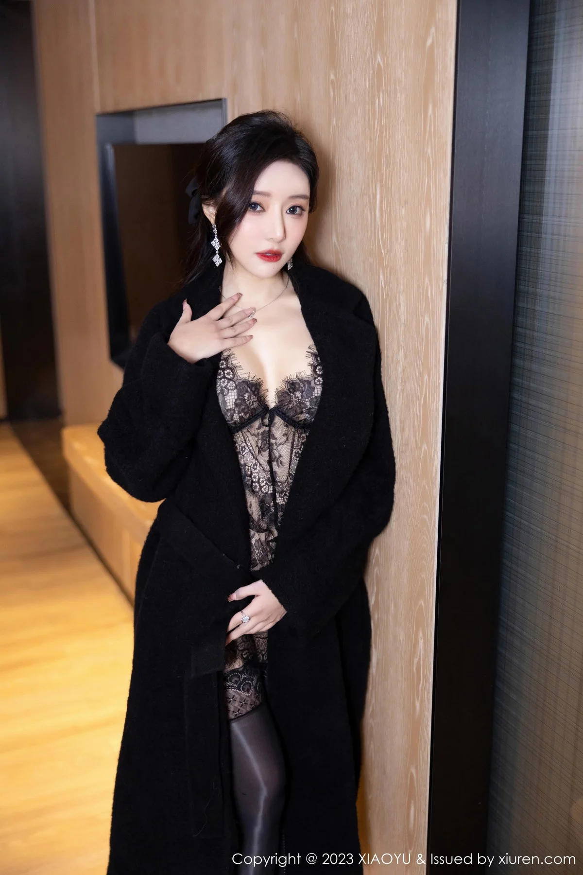 秀人集.com_[XiaoYu画语界]Vol.1174_女神王馨瑶yanni红色吊带连衣长裙+黑色蕾丝情趣服迷人诱惑写真84P