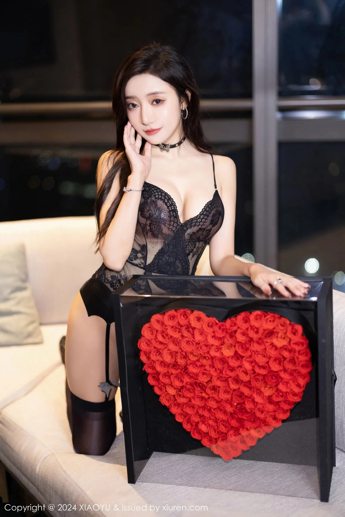 秀人集.com_[XiaoYu画语界]Vol.1177_女神王馨瑶yanni暗红皮衣露黑色蕾丝情趣服秀曼妙身姿诱惑写真83P