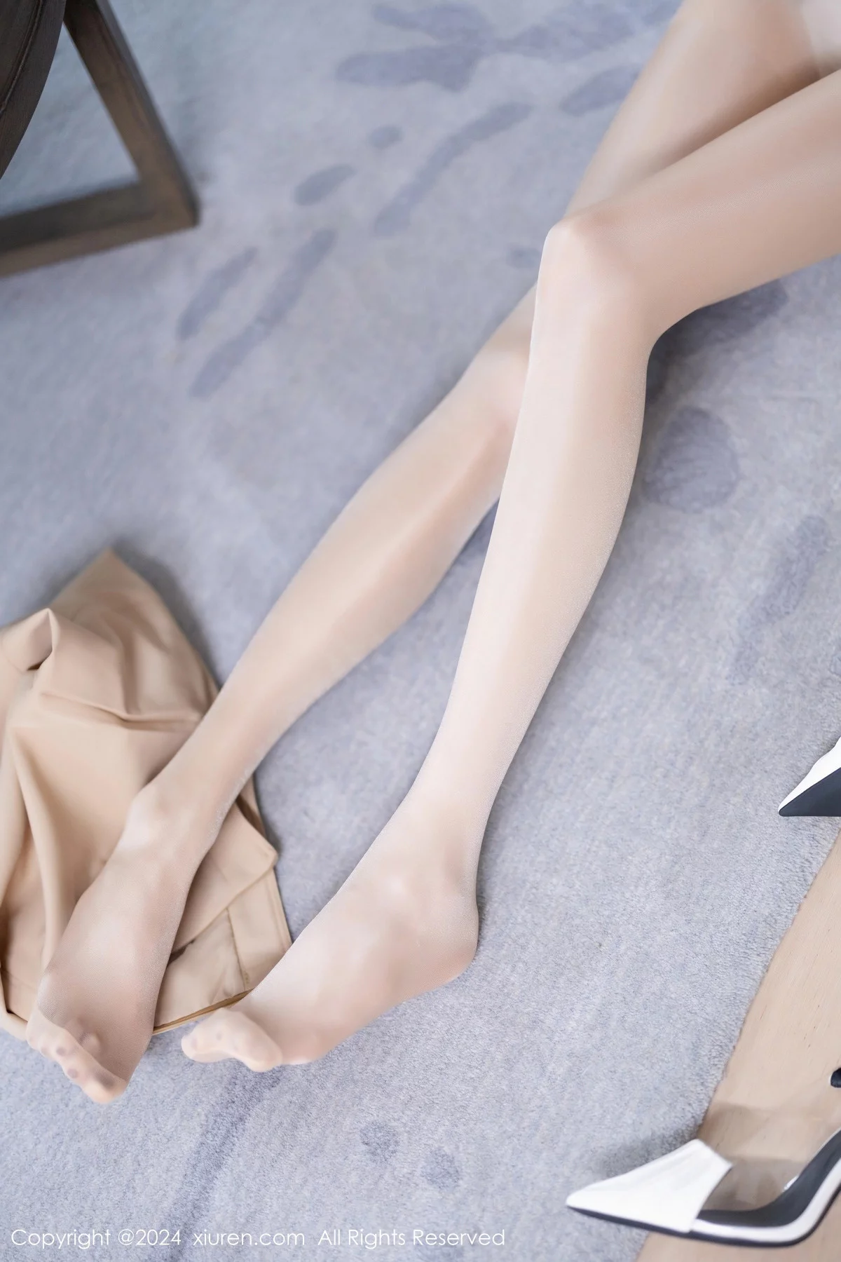 秀人集.com_[XiuRen秀人网]No.7906_模特程程程白上衣配杏色短裙露性感白色内衣秀苗条身材迷人写真82P