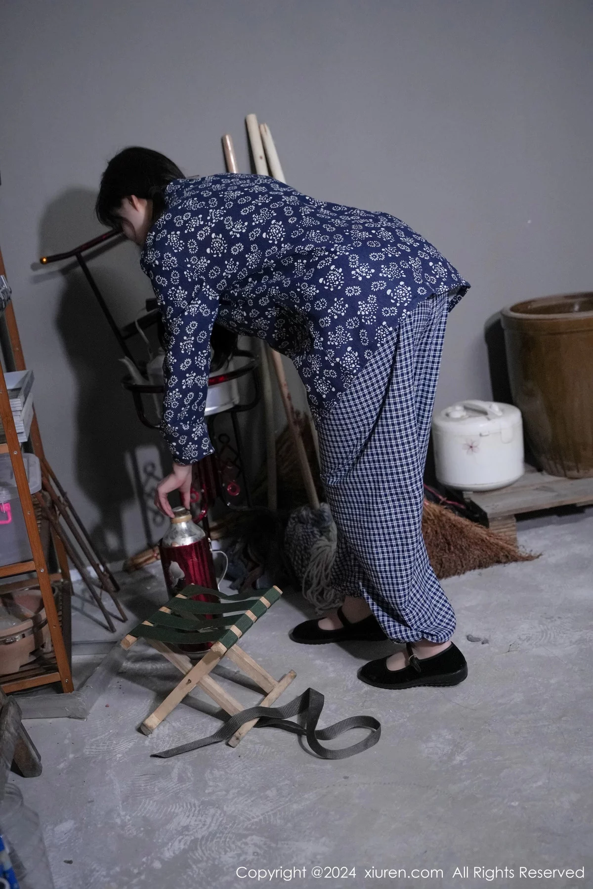 秀人集.com_[XiuRen秀人网]No.7915_女神Carol周妍希宿舍拍摄私房床上超薄肉丝秀翘臀美腿诱惑写真86P