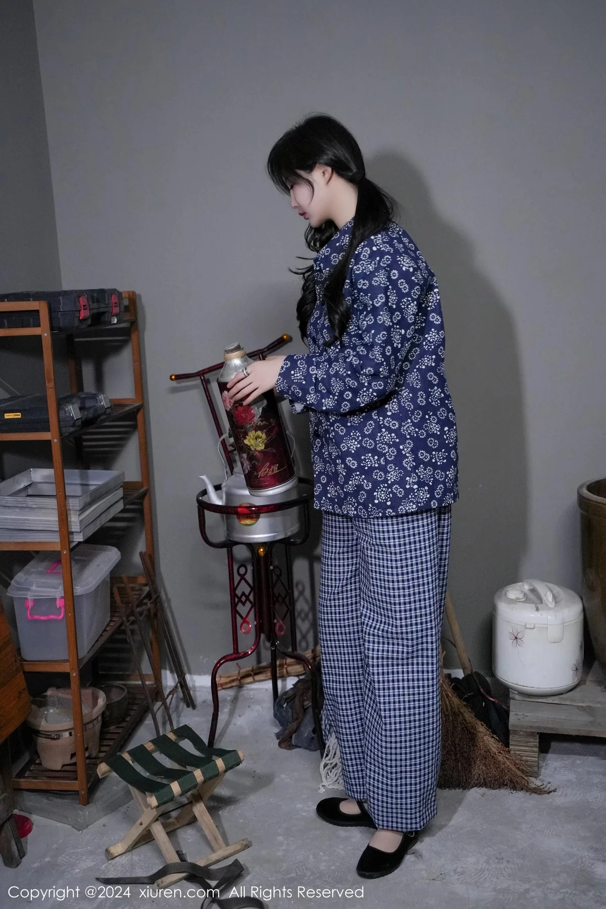 秀人集.com_[XiuRen秀人网]No.7915_女神Carol周妍希宿舍拍摄私房床上超薄肉丝秀翘臀美腿诱惑写真86P