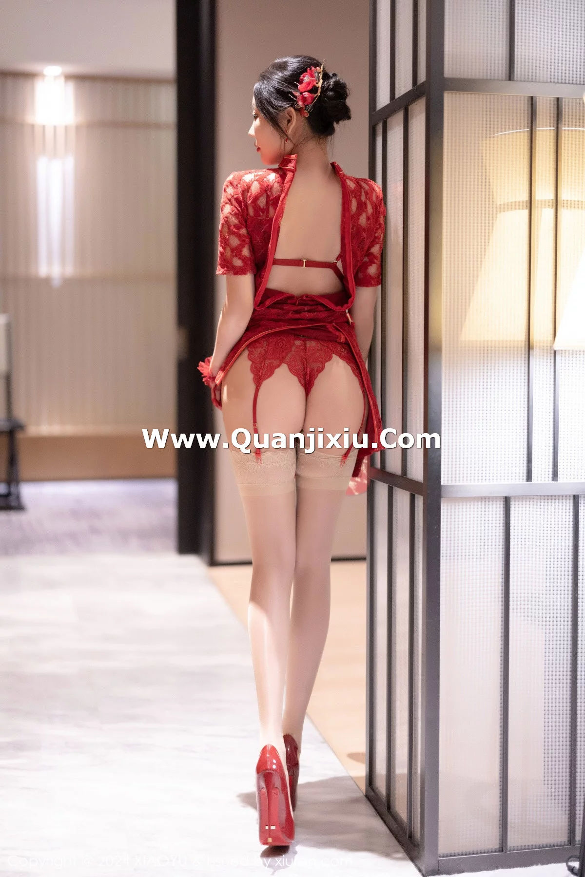 秀人集.com_[XiaoYu画语界]Vol.1184_女神杨晨晨Yome红色中式婚服露性感红色蕾丝内衣完美诱惑写真82P