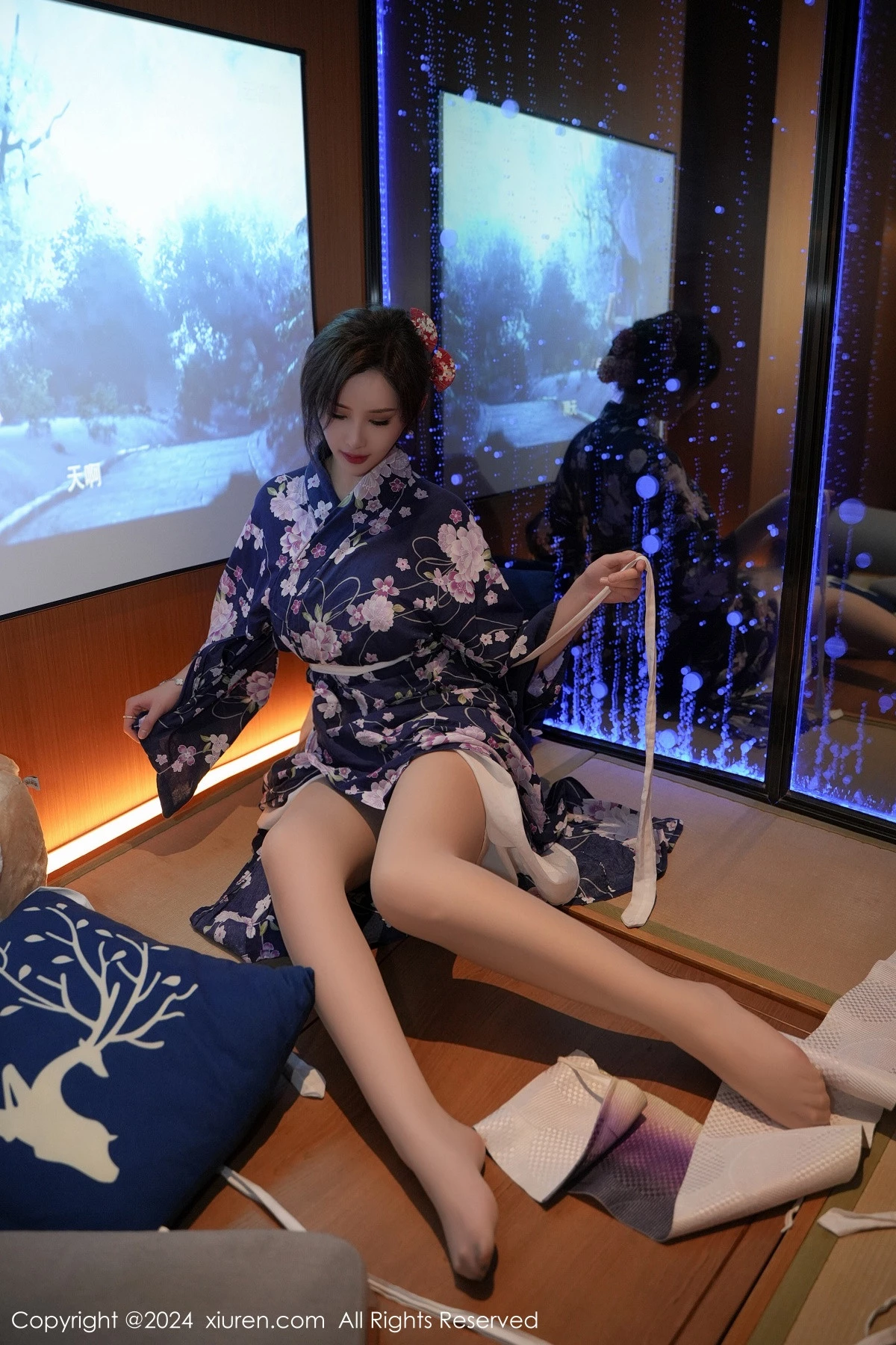 秀人集.com_[XiuRen秀人网]No.7975_女神Carol周妍希深蓝色日式和服配超薄肉丝秀丰满身材诱惑写真70P