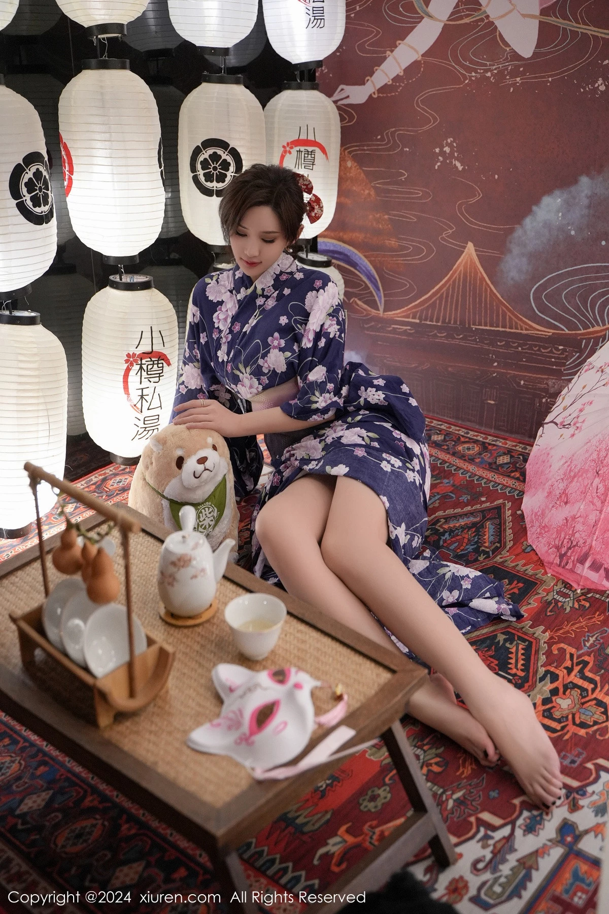 秀人集.com_[XiuRen秀人网]No.7975_女神Carol周妍希深蓝色日式和服配超薄肉丝秀丰满身材诱惑写真70P