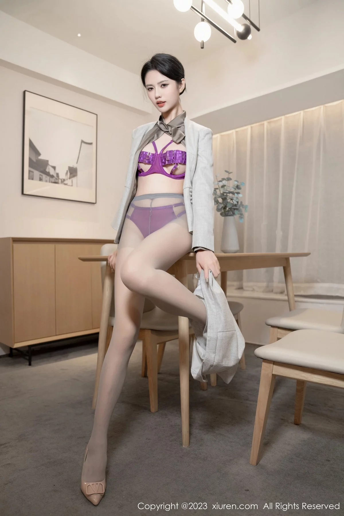 秀人集.com_[XiuRen秀人网]No.7845_模特浅浅Danny性感紫色情趣内衣配超薄灰丝秀丰腴身姿诱惑写真82P