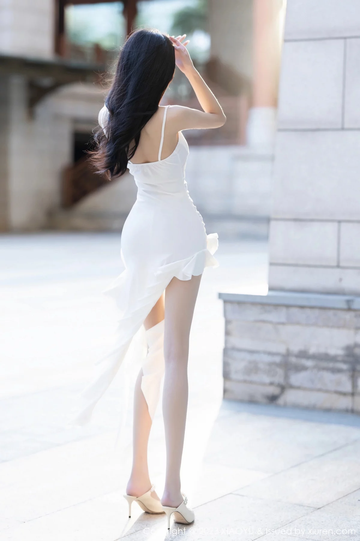 秀人集.com_[XiaoYu画语界]Vol.1171_模特程程程白色吊带裙+性感黑色轻透情趣服秀苗条身材诱惑写真83P