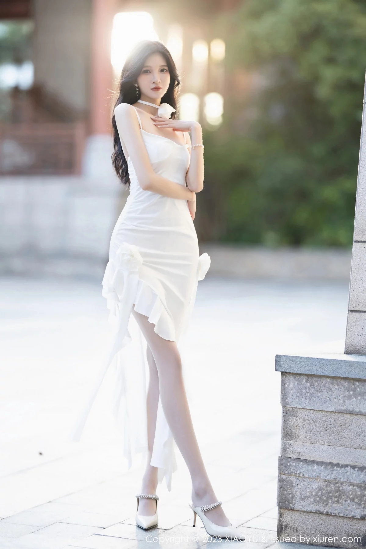 秀人集.com_[XiaoYu画语界]Vol.1171_模特程程程白色吊带裙+性感黑色轻透情趣服秀苗条身材诱惑写真83P