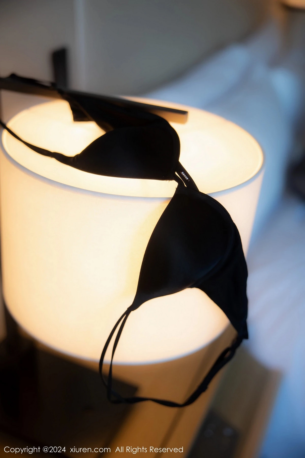 秀人集.com_[XiuRen秀人网]No.8016_模特杉菜性感灰色连衣短裙露黑色内衣配超薄黑丝秀美腿诱惑写真82P