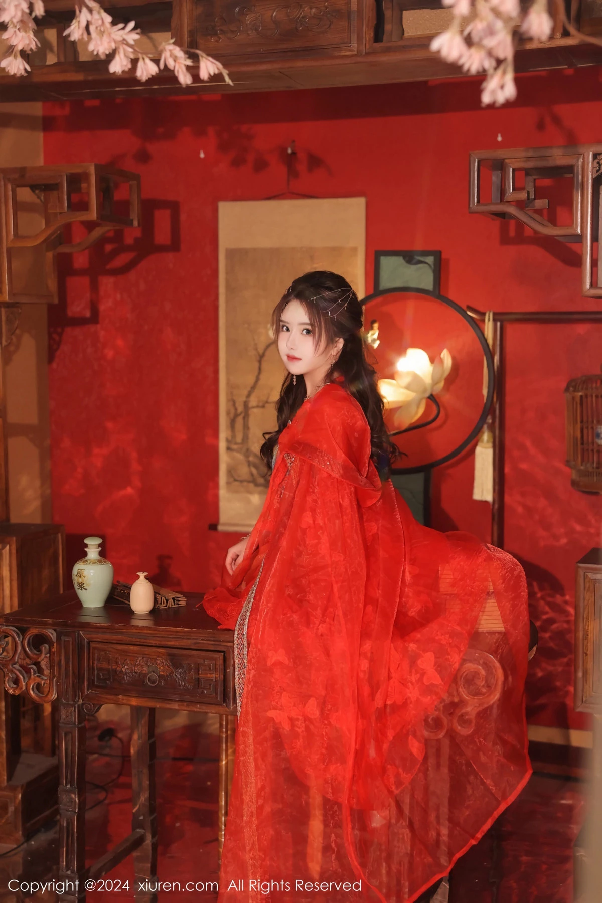 秀人集.com_[XiuRen秀人网]No.8146_模特小薯条nienie性感红色古装服饰配白丝袜秀完美身材诱惑写真82P