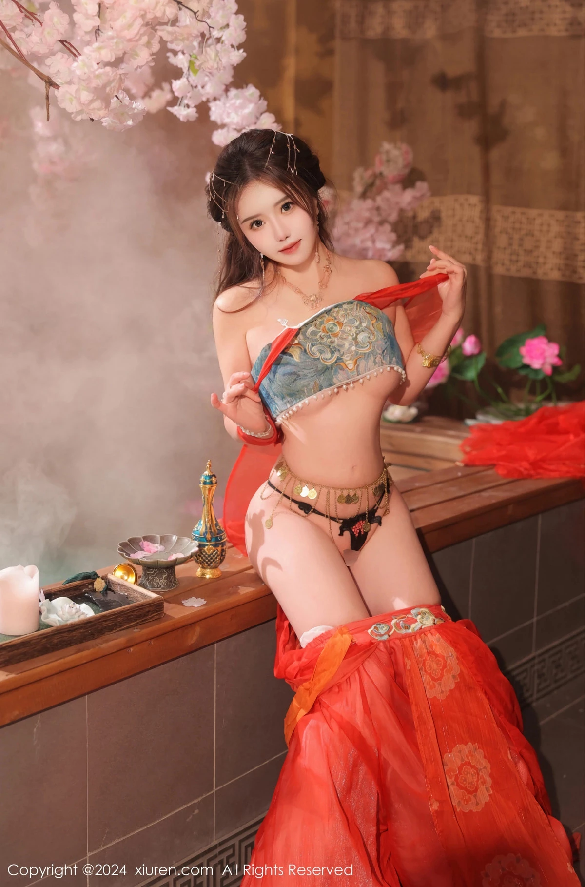 秀人集.com_[XiuRen秀人网]No.8146_模特小薯条nienie性感红色古装服饰配白丝袜秀完美身材诱惑写真82P