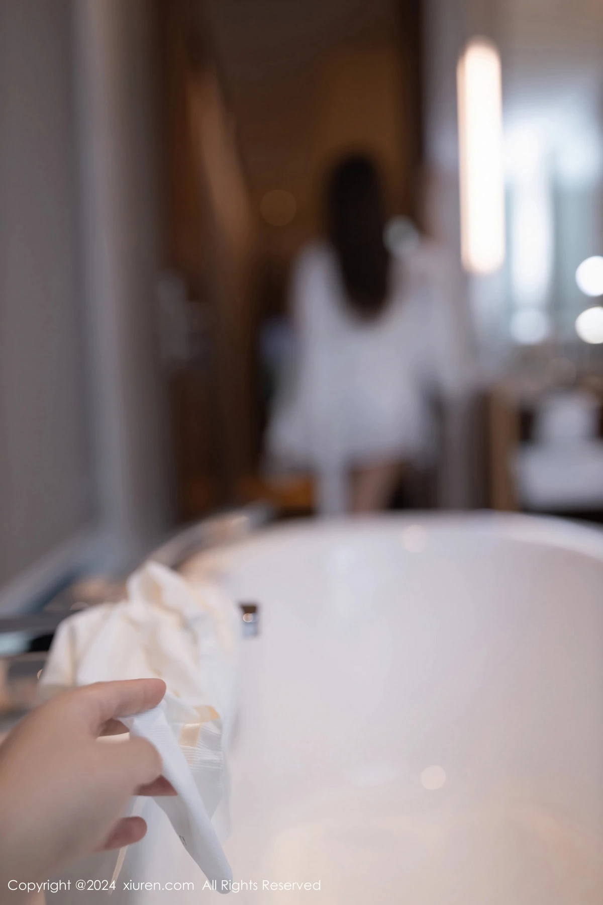 秀人集.com_[XiuRen秀人网]No.8225_模特杏子Yada轻透白色连衣短裙露性感内衣秀曼妙身姿诱惑写真82P