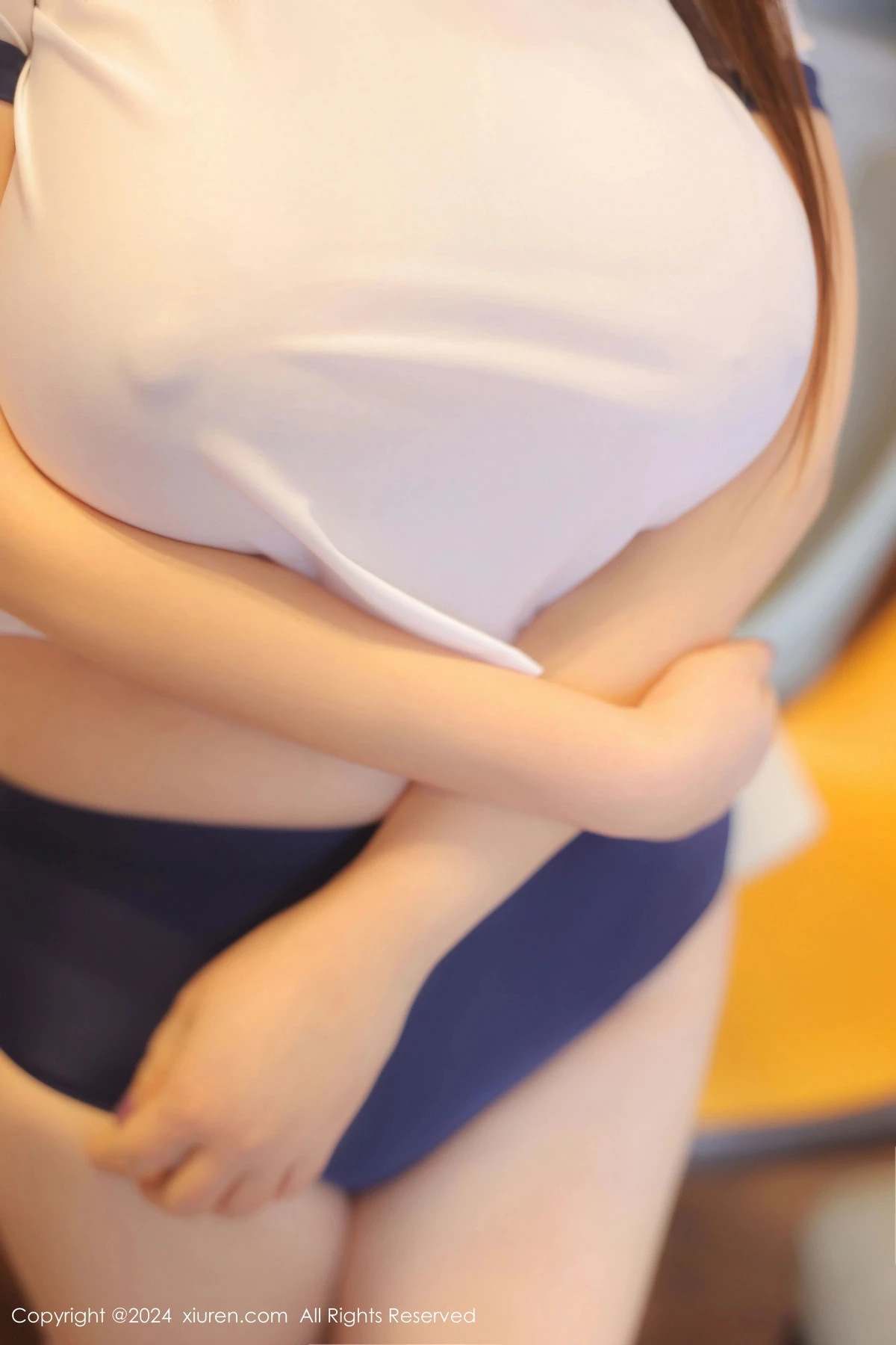 秀人集.com_[XiuRen秀人网]No.8226_新人模特陈柒柒私房性感白色上衣配短裤真空秀惹火身材诱惑写真70P