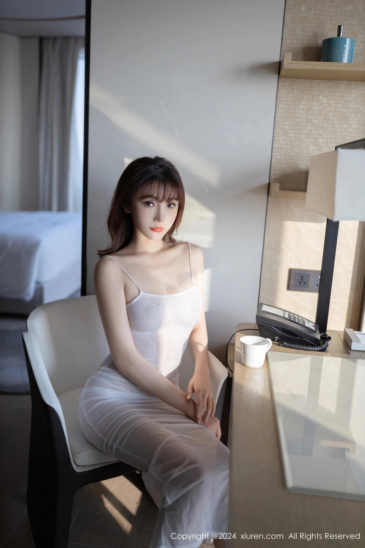 秀人集.com_[XiuRen秀人网]No.8131_模特陆萱萱性感白色轻透吊带长裙真空秀惹火身材极致诱惑写真80P