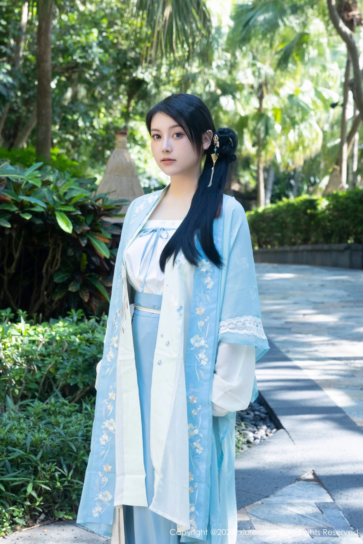 秀人集.com_[XiuRen秀人网]No.8137_模特合集女神豆瓣酱性感姐妹花私房情趣古典服饰完美诱惑写真84P