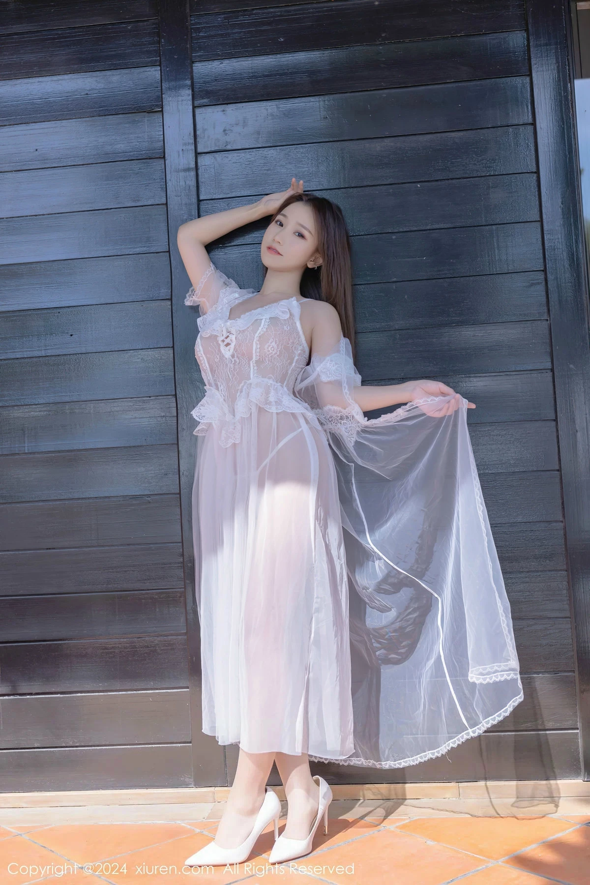 秀人集.com_[XiuRen秀人网]No.8302_模特杏子Yada性感白色薄纱长裙配超薄肉丝秀曼妙身姿诱惑写真81P