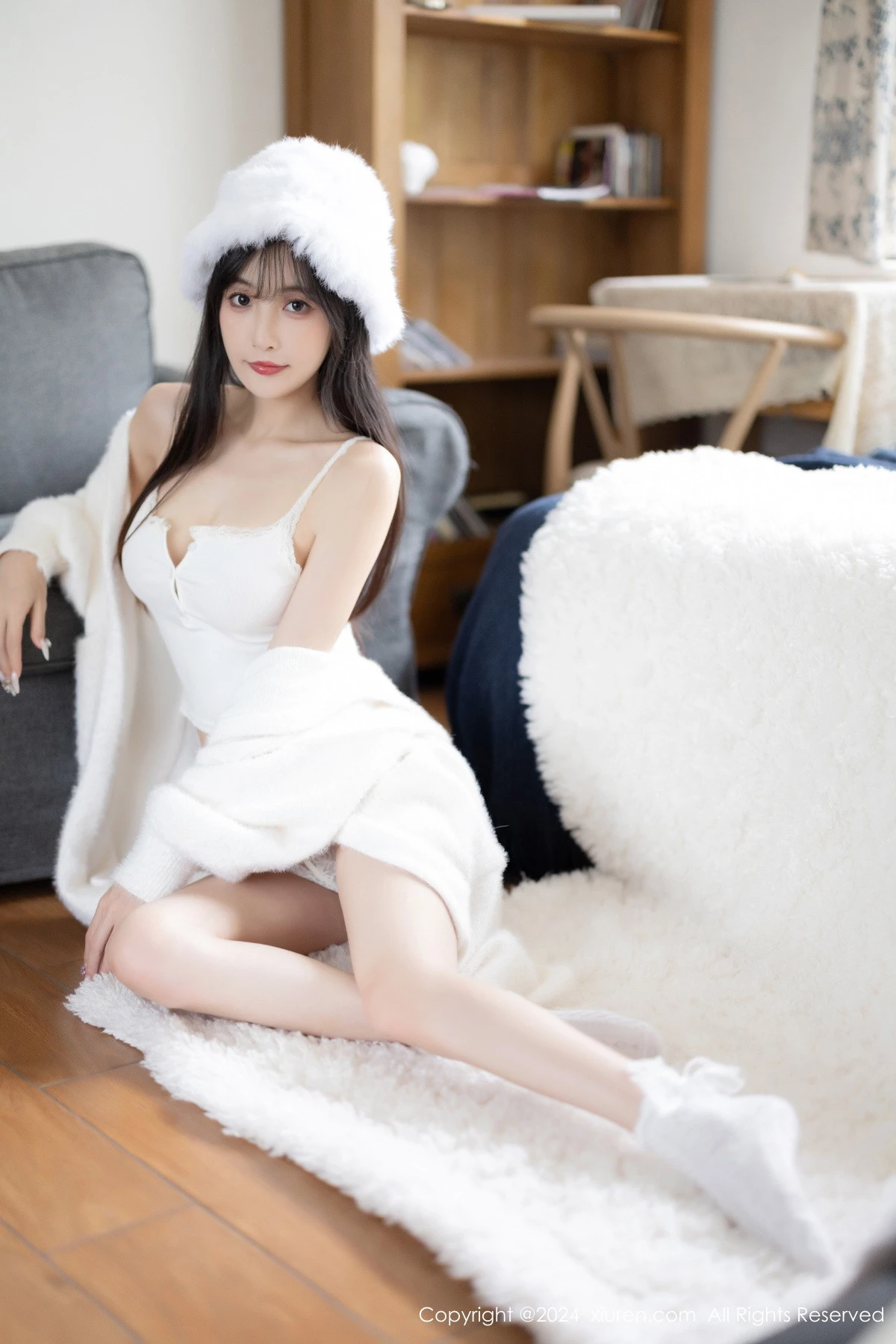 秀人集.com_[XiuRen秀人网]No.8307_模特林星阑性感白色连衣长裙露白色吊带内衣秀曼妙身姿诱惑写真82P