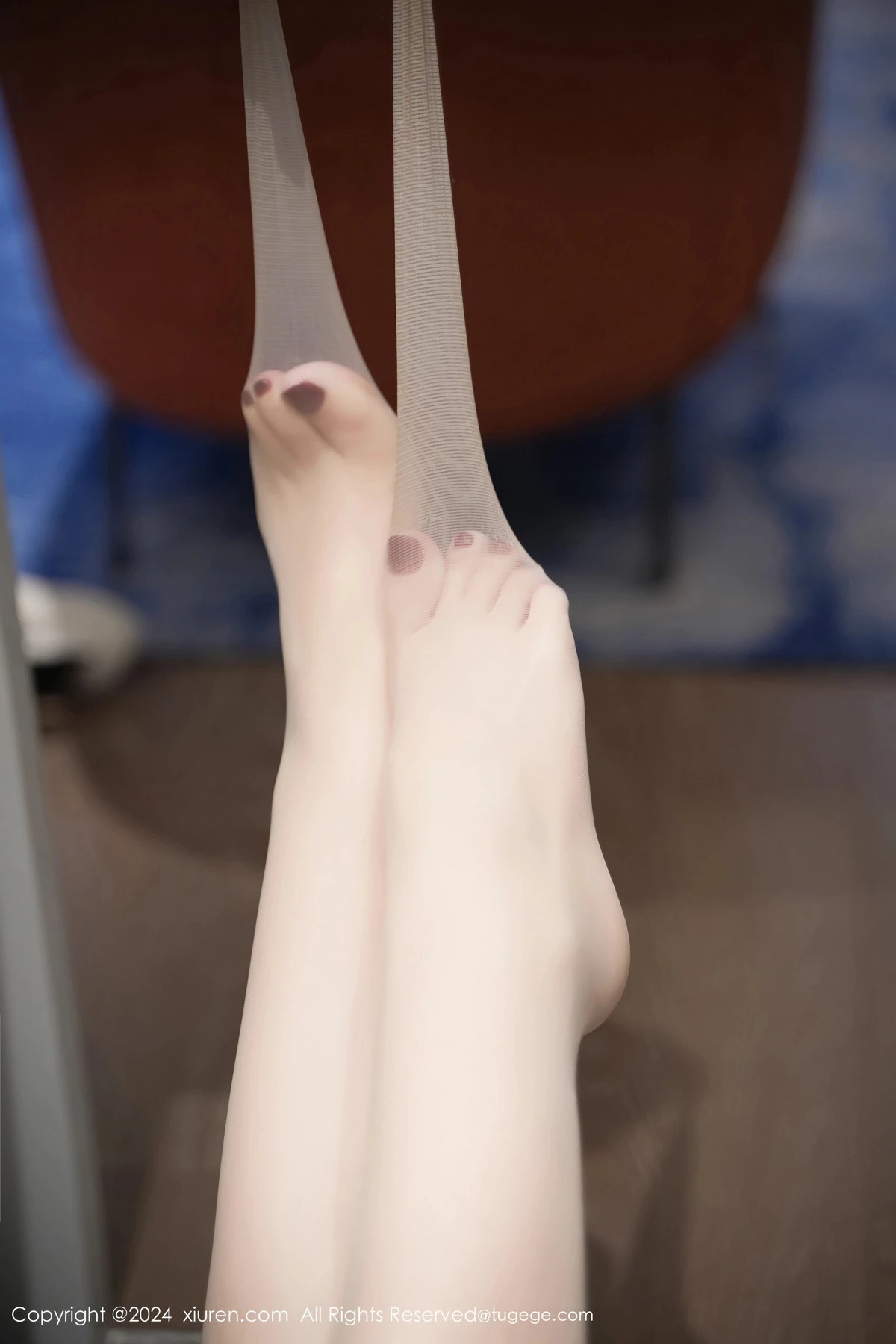 秀人集.com_[XiuRen秀人网]No.8313_模特美七Mia厨房性感红色长裙配超薄肉丝秀丰满身材惹火诱惑写真82P