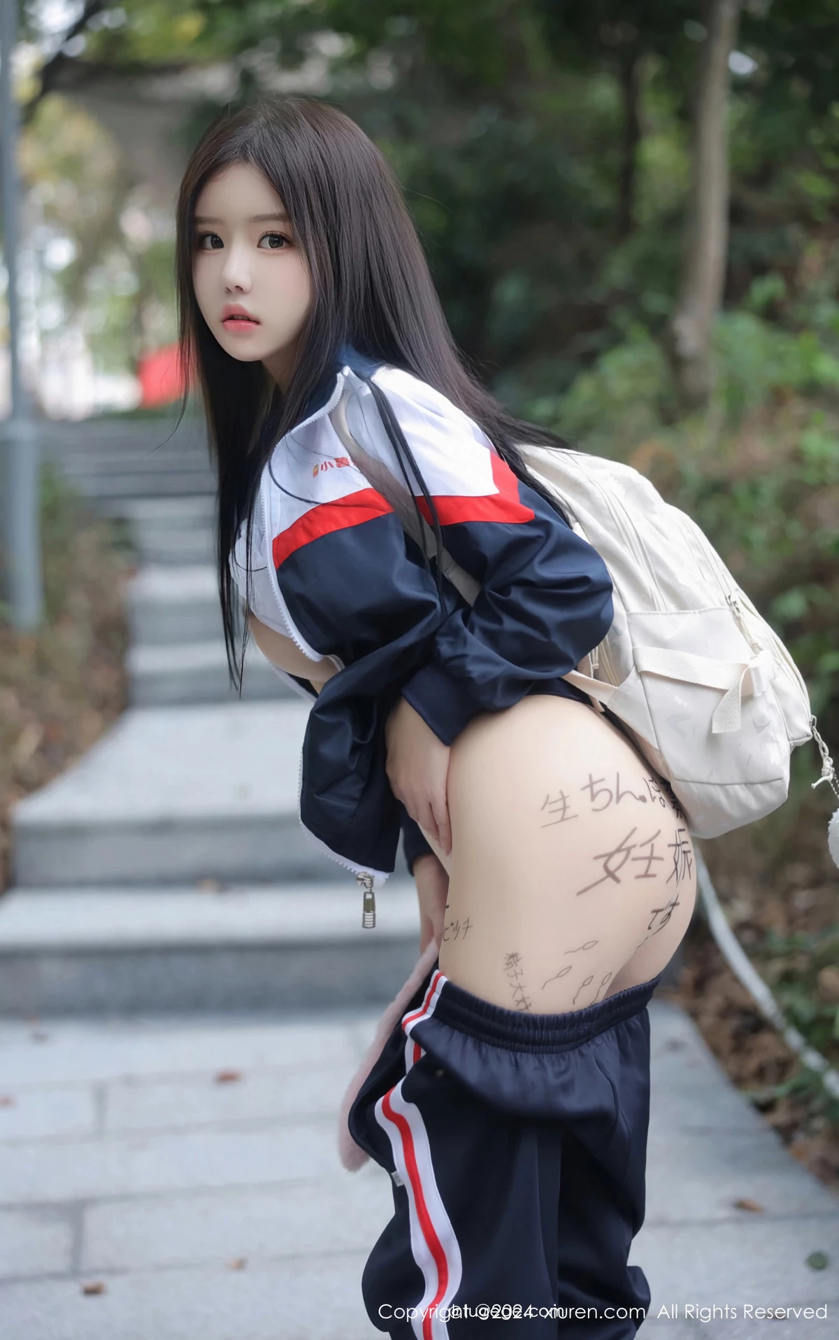 秀人集.com_[XiuRen秀人网]No.8335_模特小薯条nienie户外性感学生运动装露超薄肉丝撩人诱惑写真88P