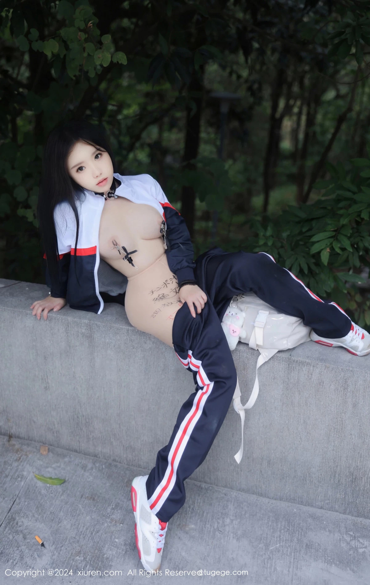 秀人集.com_[XiuRen秀人网]No.8335_模特小薯条nienie户外性感学生运动装露超薄肉丝撩人诱惑写真88P