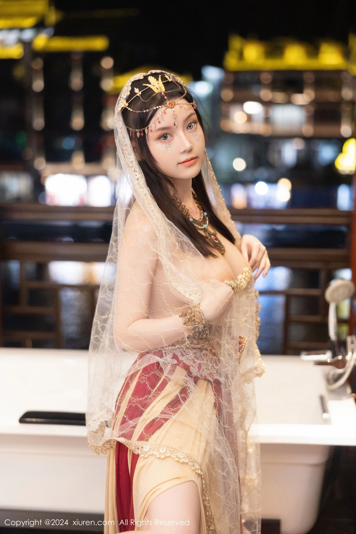 秀人集.com_[XiuRen秀人网]No.8349_模特豆瓣酱性感红色薄纱西域服饰半脱秀丰腴身材撩人诱惑写真82P