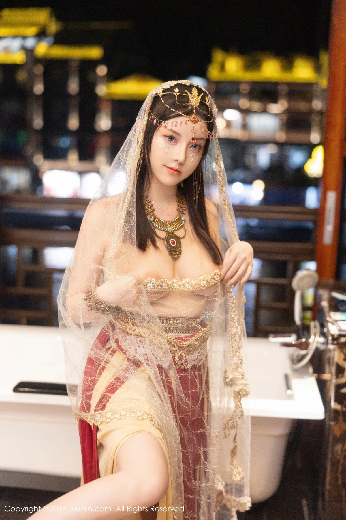 秀人集.com_[XiuRen秀人网]No.8349_模特豆瓣酱性感红色薄纱西域服饰半脱秀丰腴身材撩人诱惑写真82P