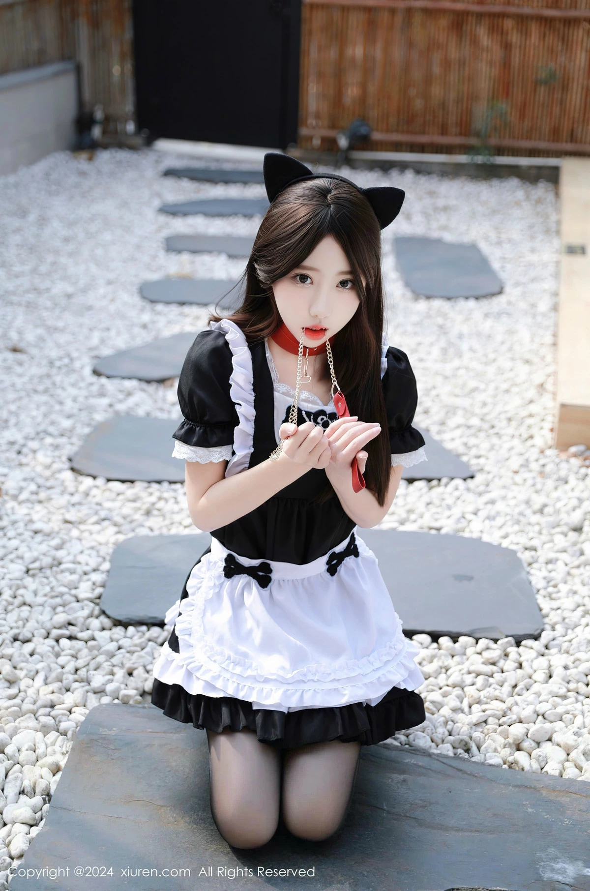 秀人集.com_[XiuRen秀人网]No.8351_模特桃妖夭性感黑色女仆服饰配超薄无内黑丝秀娇美身段诱惑写真89P