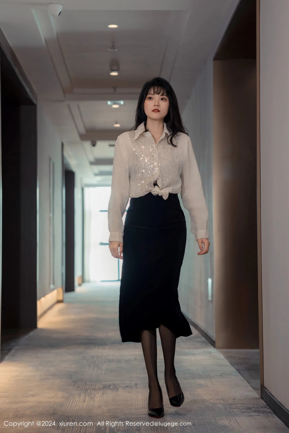 秀人集.com_[XiuRen秀人网]No.8353_模特唐安诺私房性感黑色蕾丝内衣配超薄黑丝秀曼妙身姿诱惑写真55P