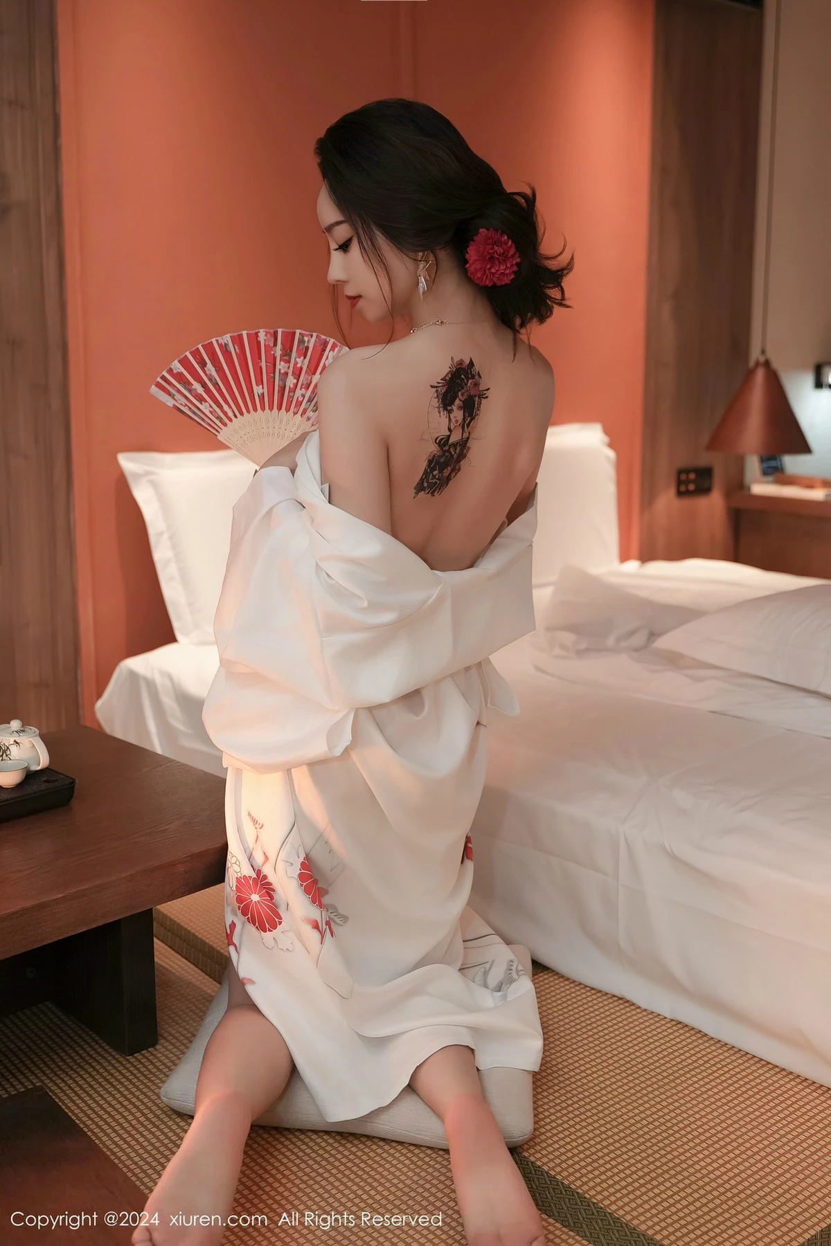 秀人集.com_[XiuRen秀人网]No.8367_模特苏曼兮宾馆场景性感白色日系和服半撩秀翘臀美腿诱惑写真85P