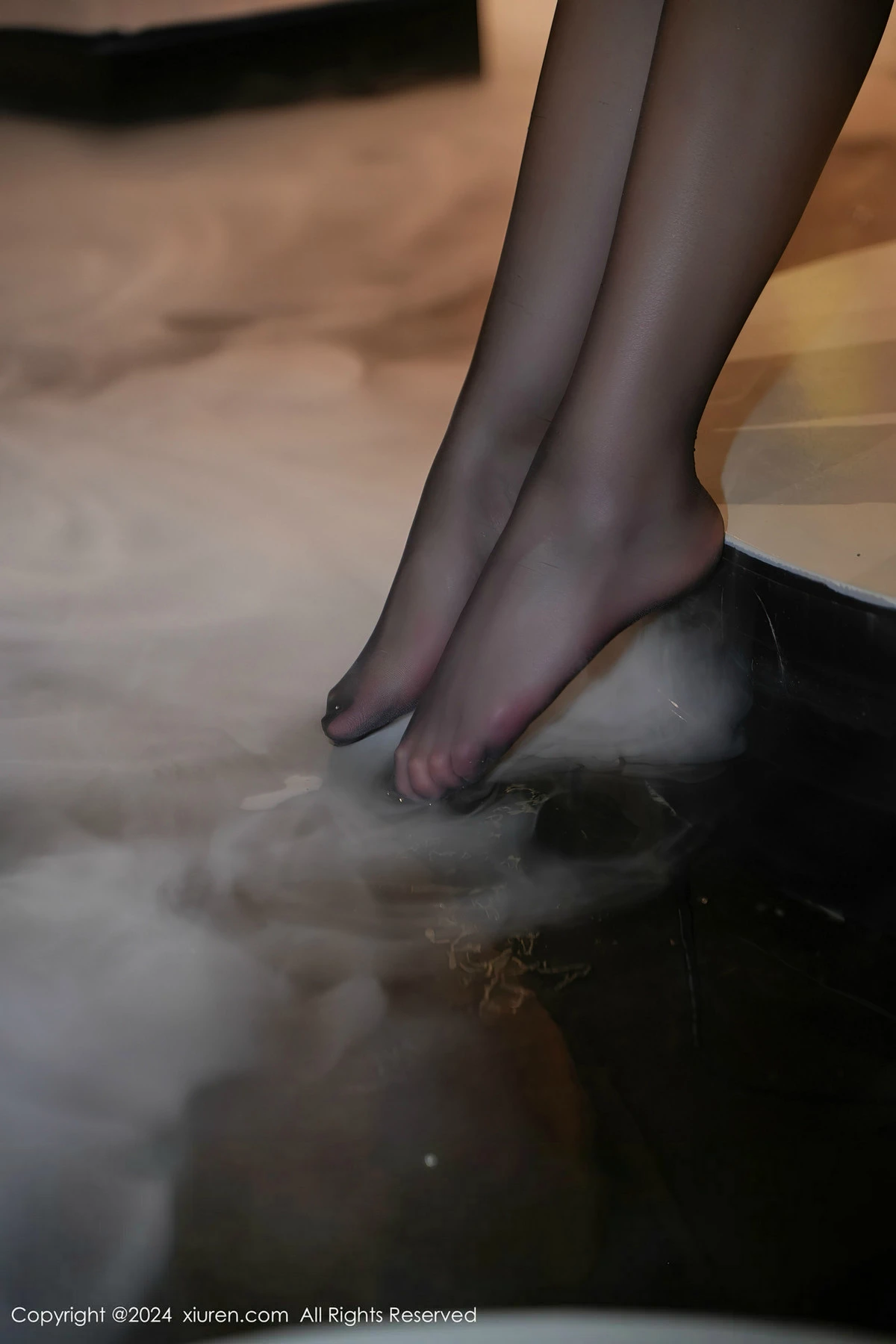 秀人集.com_[XiuRen秀人网]No.8399_女神Carol周妍希X性感黑色情趣服饰配黑丝袜秀丰满身材诱惑写真76P